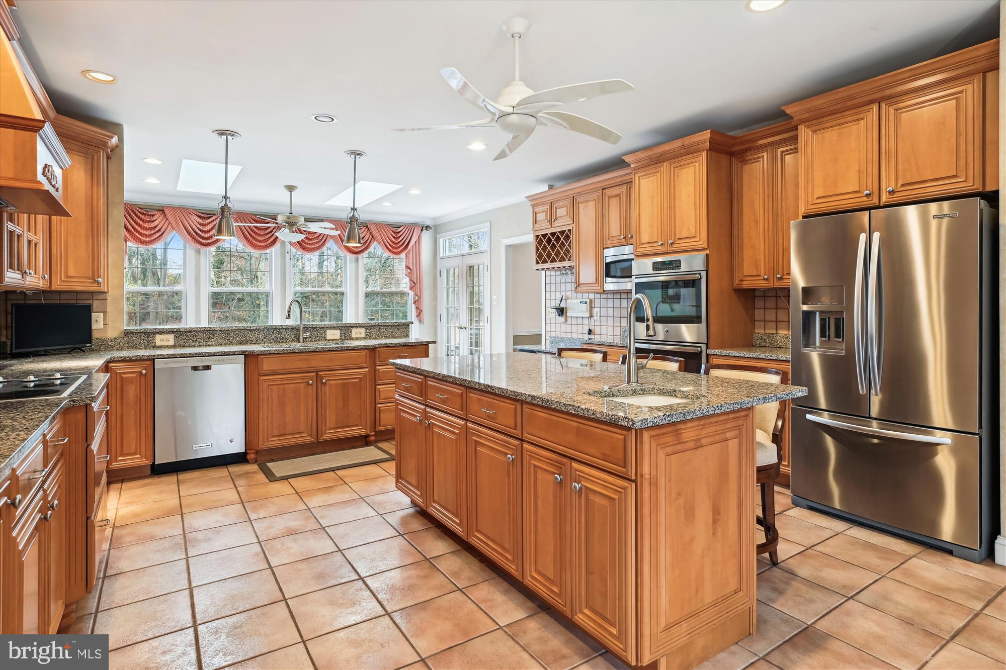 DAVIDSONVILLE - Residential