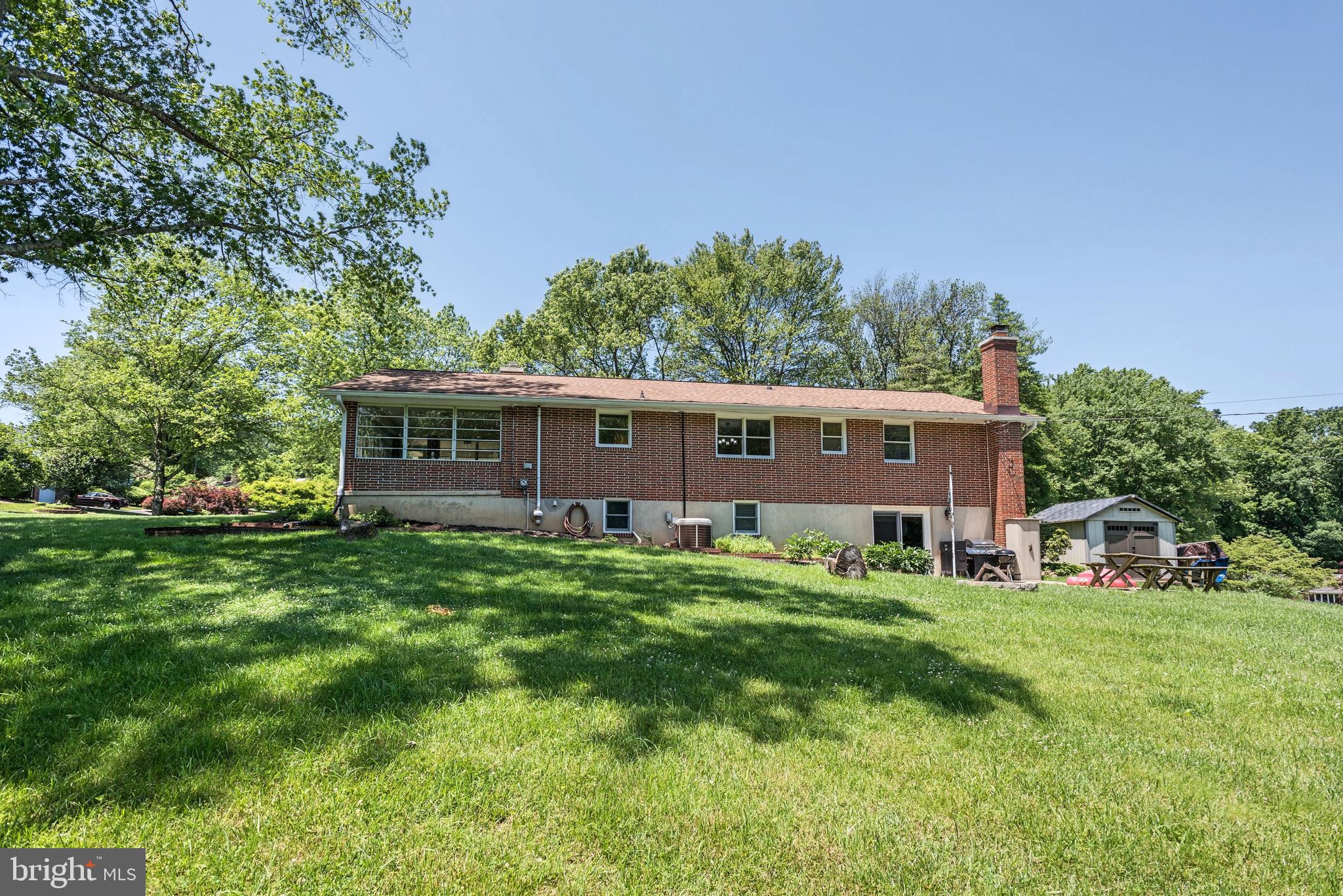 MOUNT HEBRON - Residential