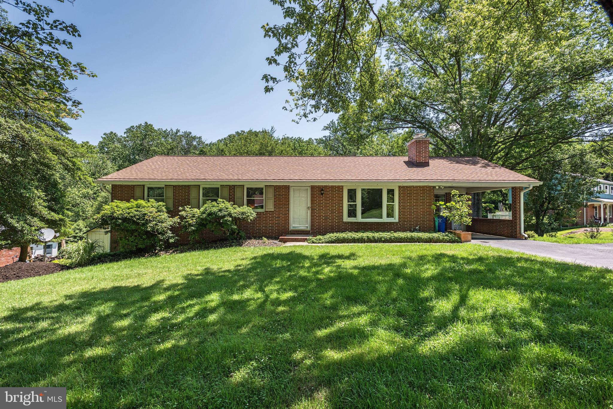 MOUNT HEBRON - Residential