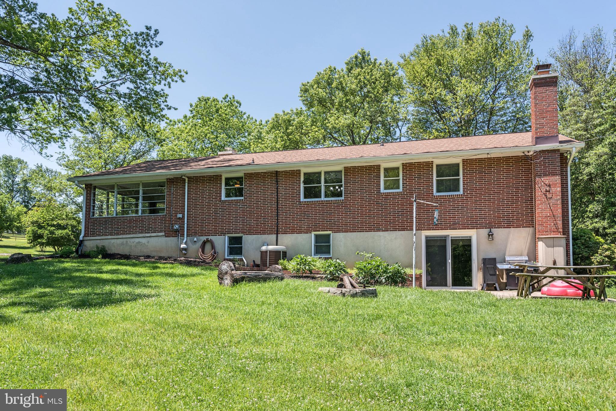 MOUNT HEBRON - Residential