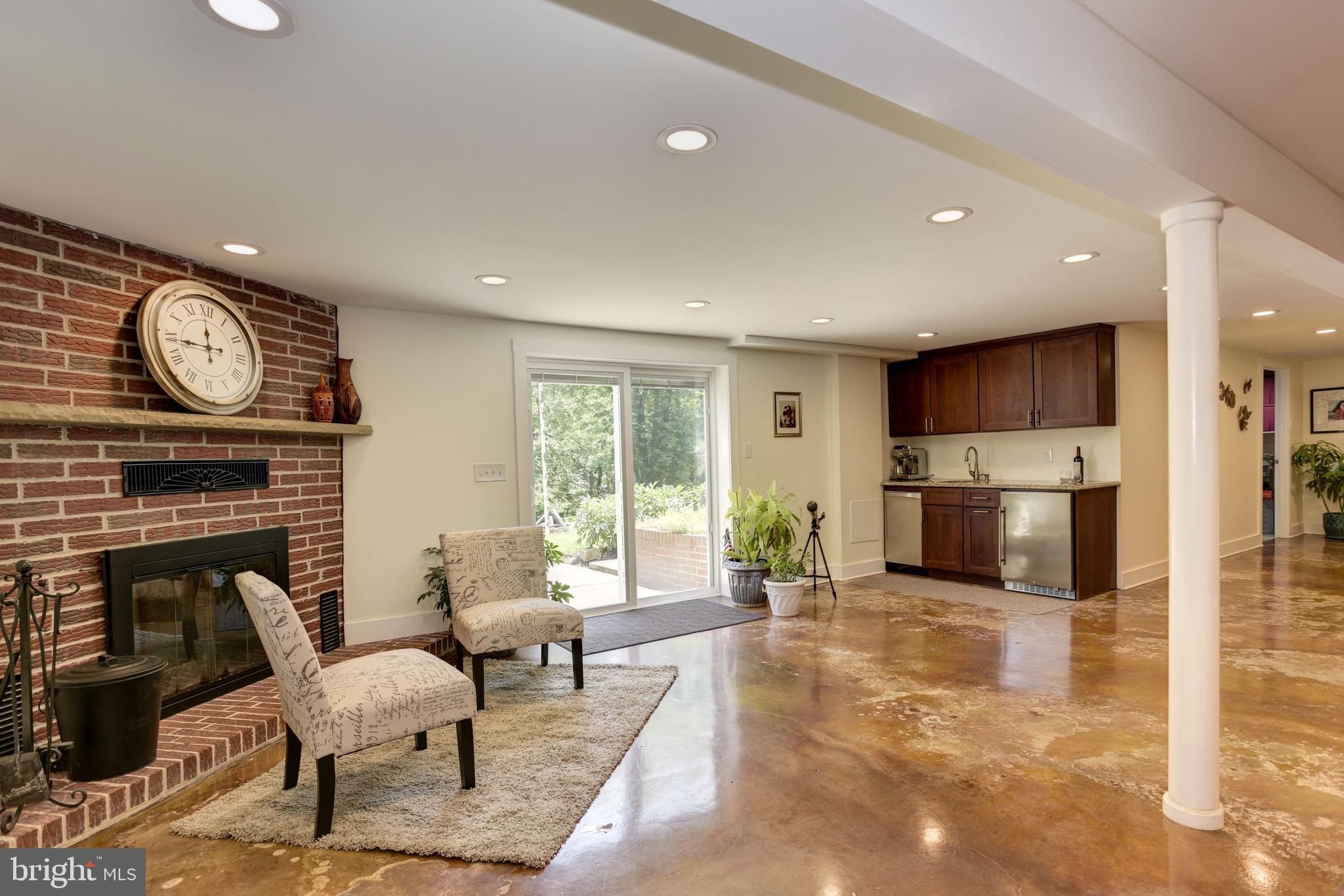 MOUNT HEBRON - Residential