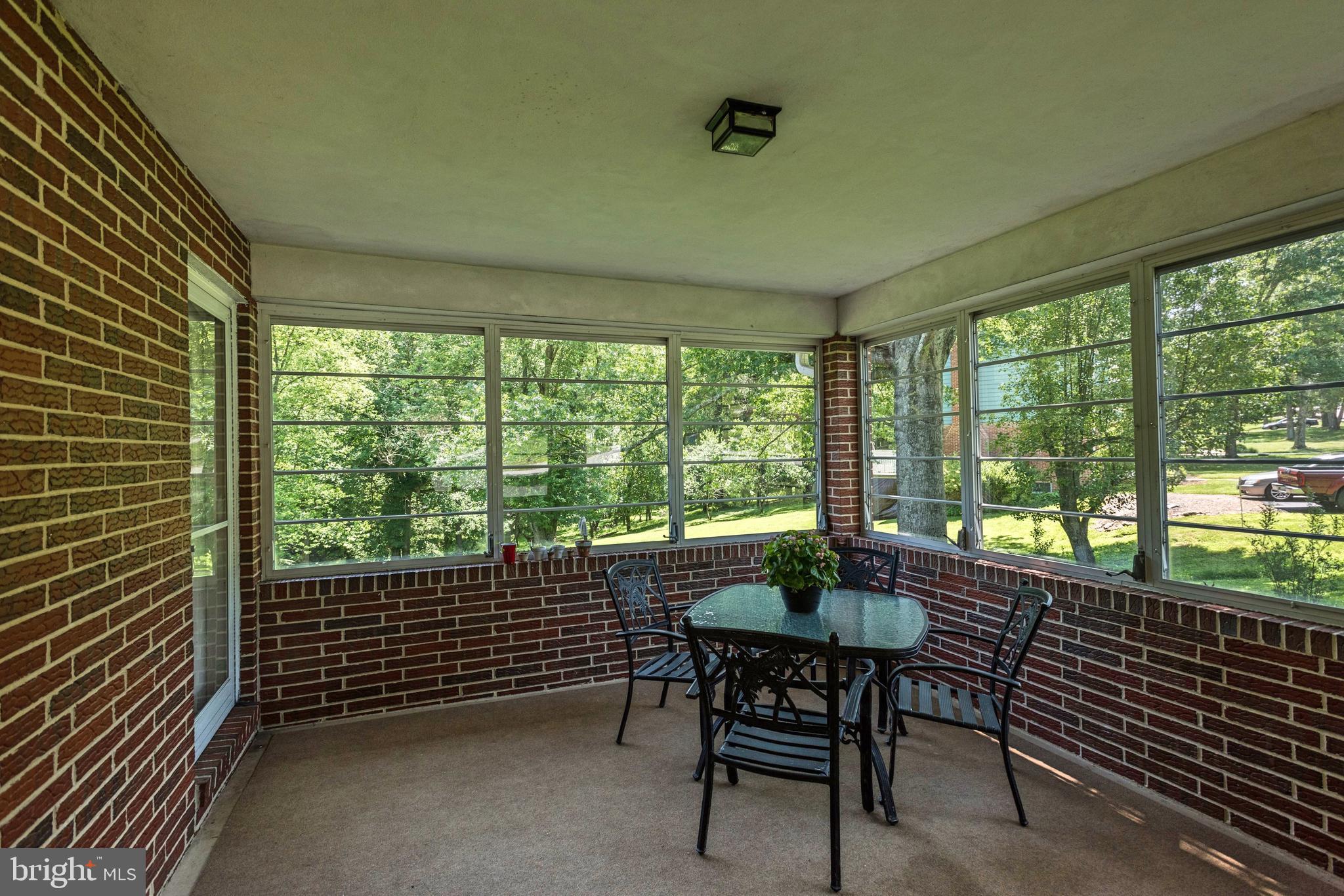 MOUNT HEBRON - Residential