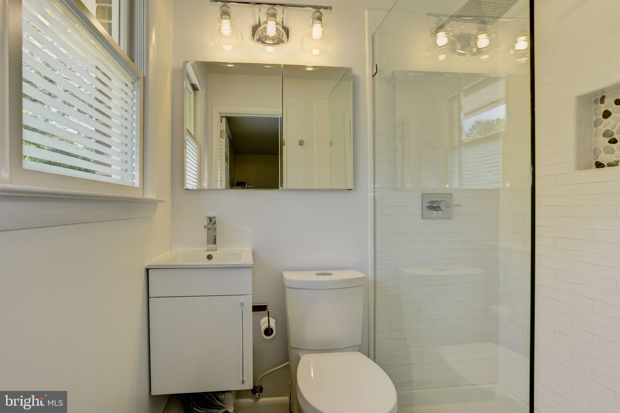 MOUNT HEBRON - Residential