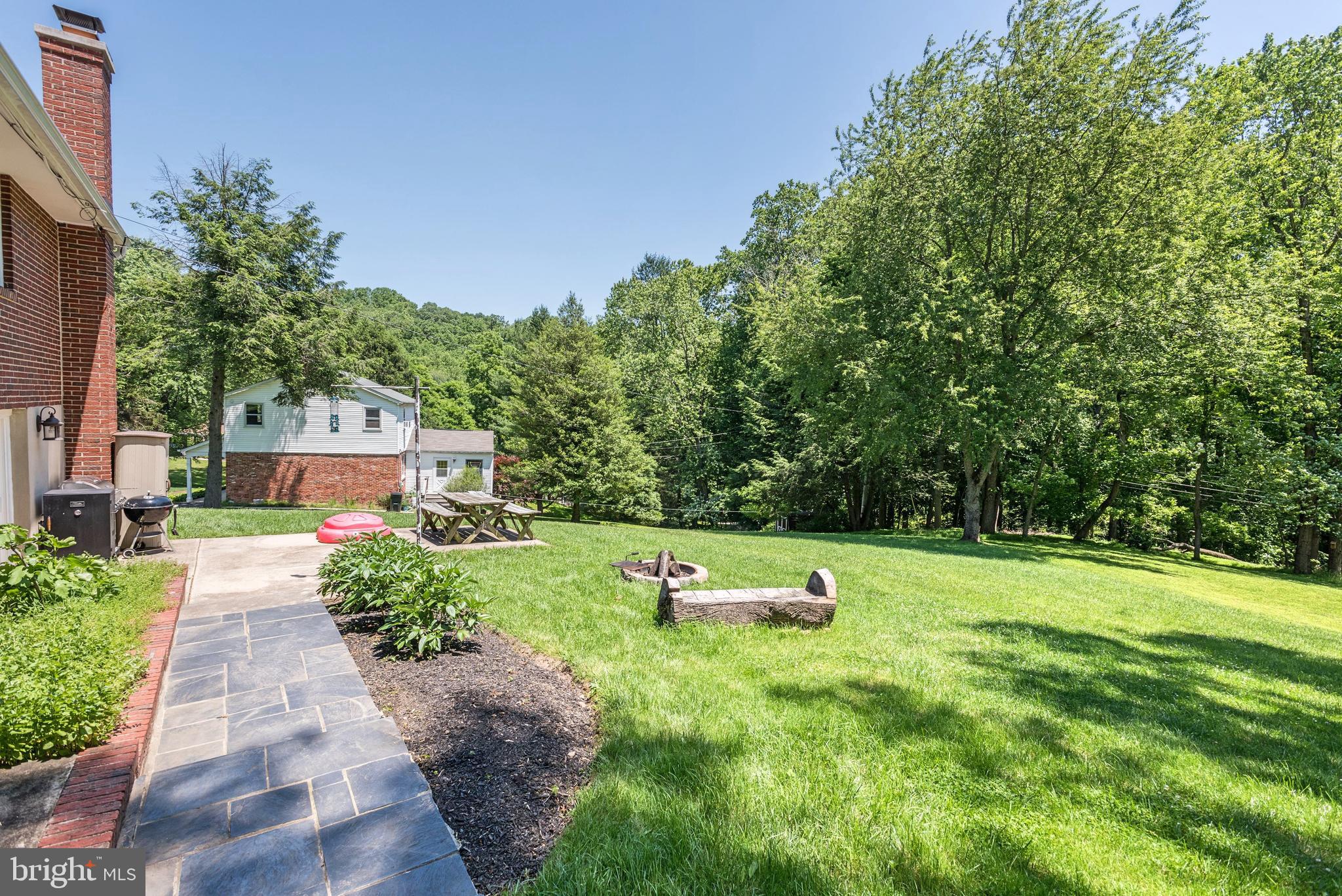 MOUNT HEBRON - Residential