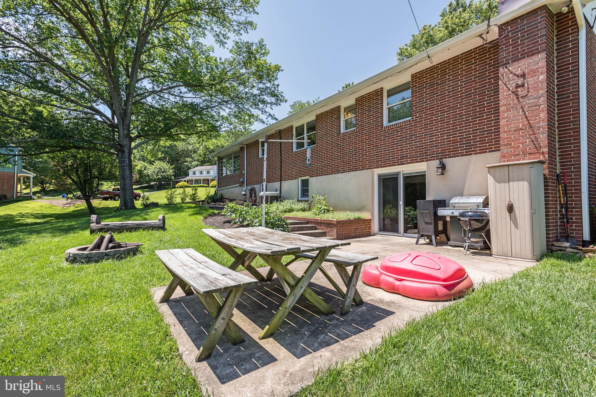 MOUNT HEBRON - Residential