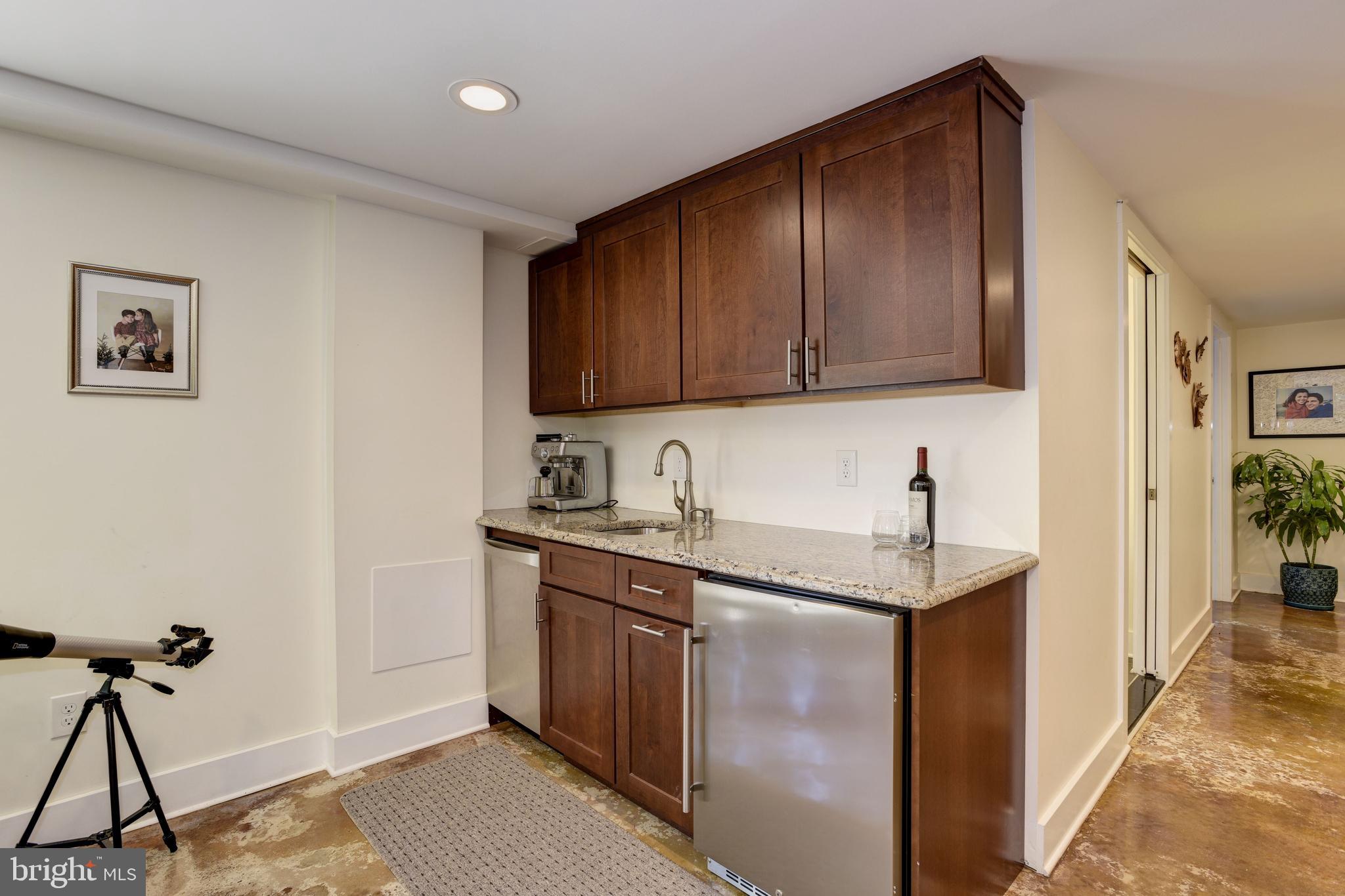 MOUNT HEBRON - Residential