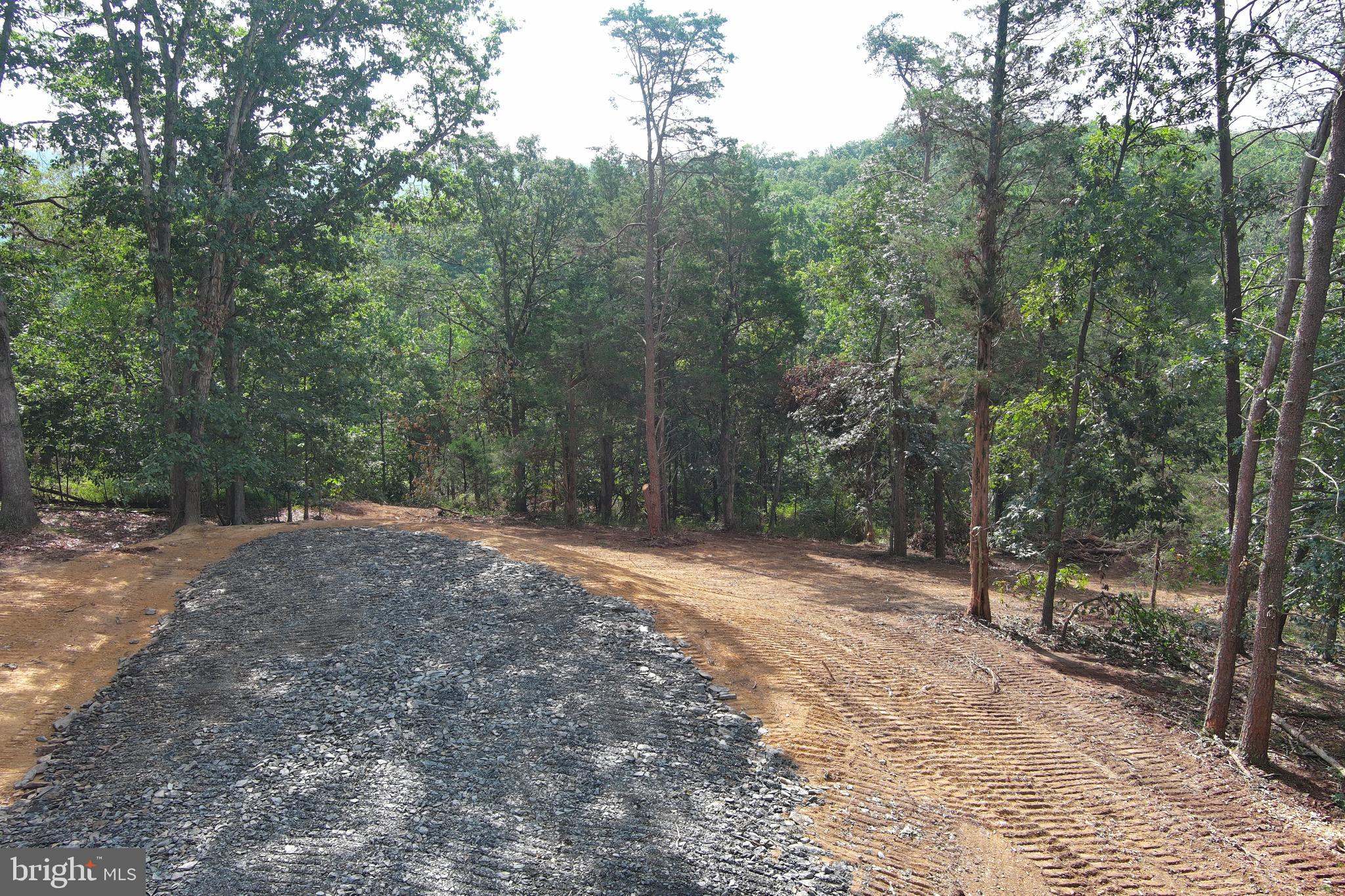 LONG ACRE ESTATES - Land