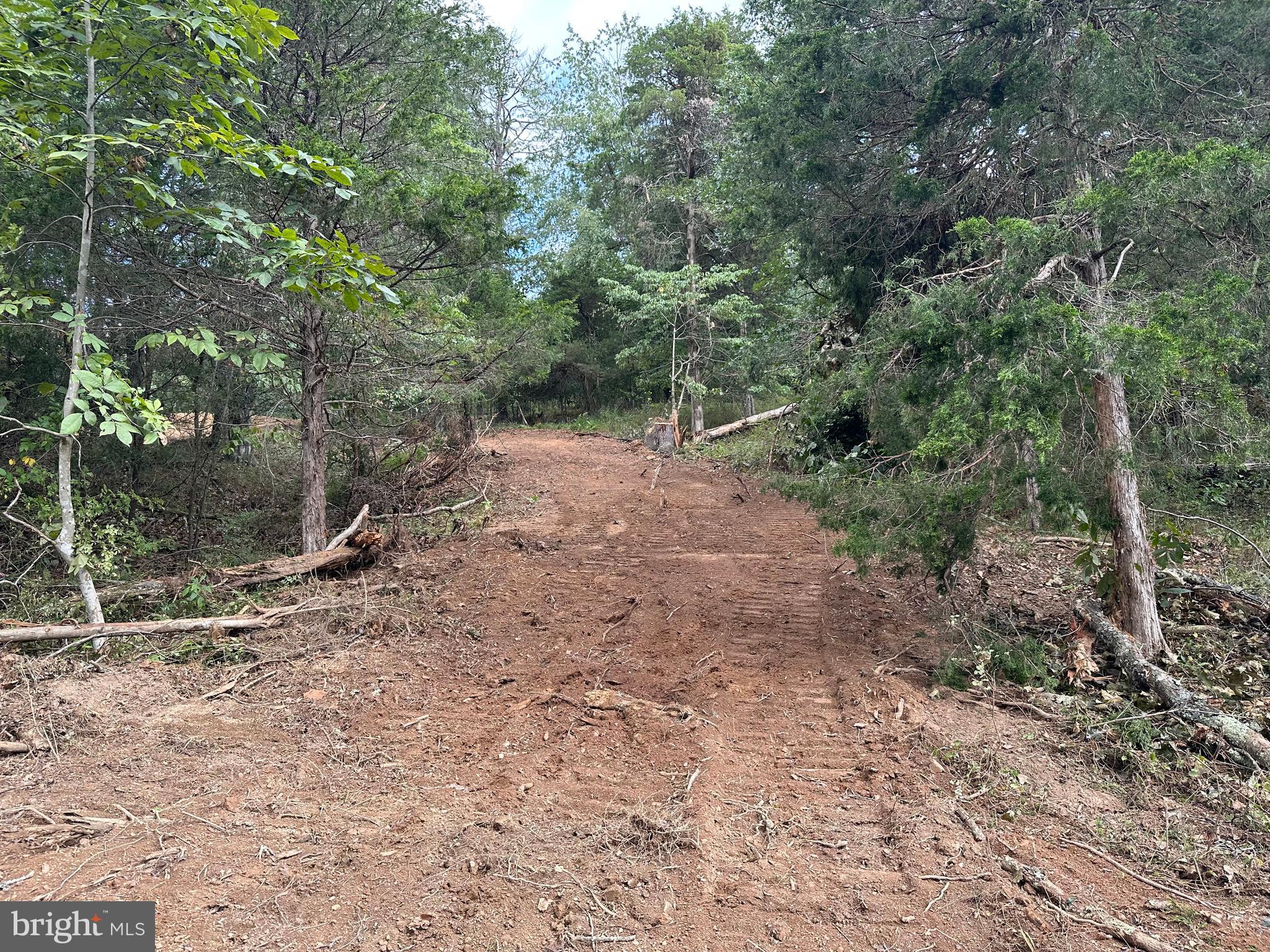 LONG ACRE ESTATES - Land