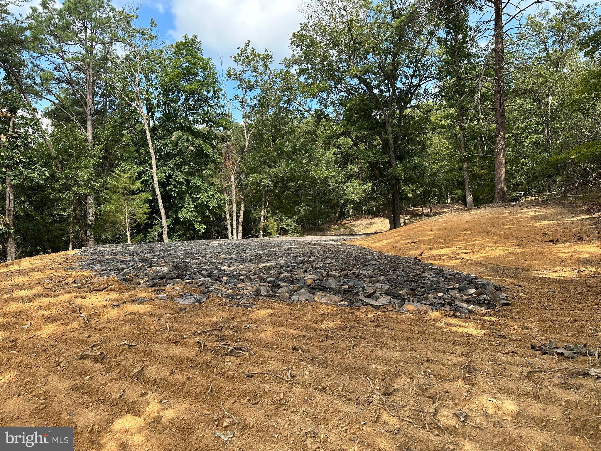 LONG ACRE ESTATES - Land