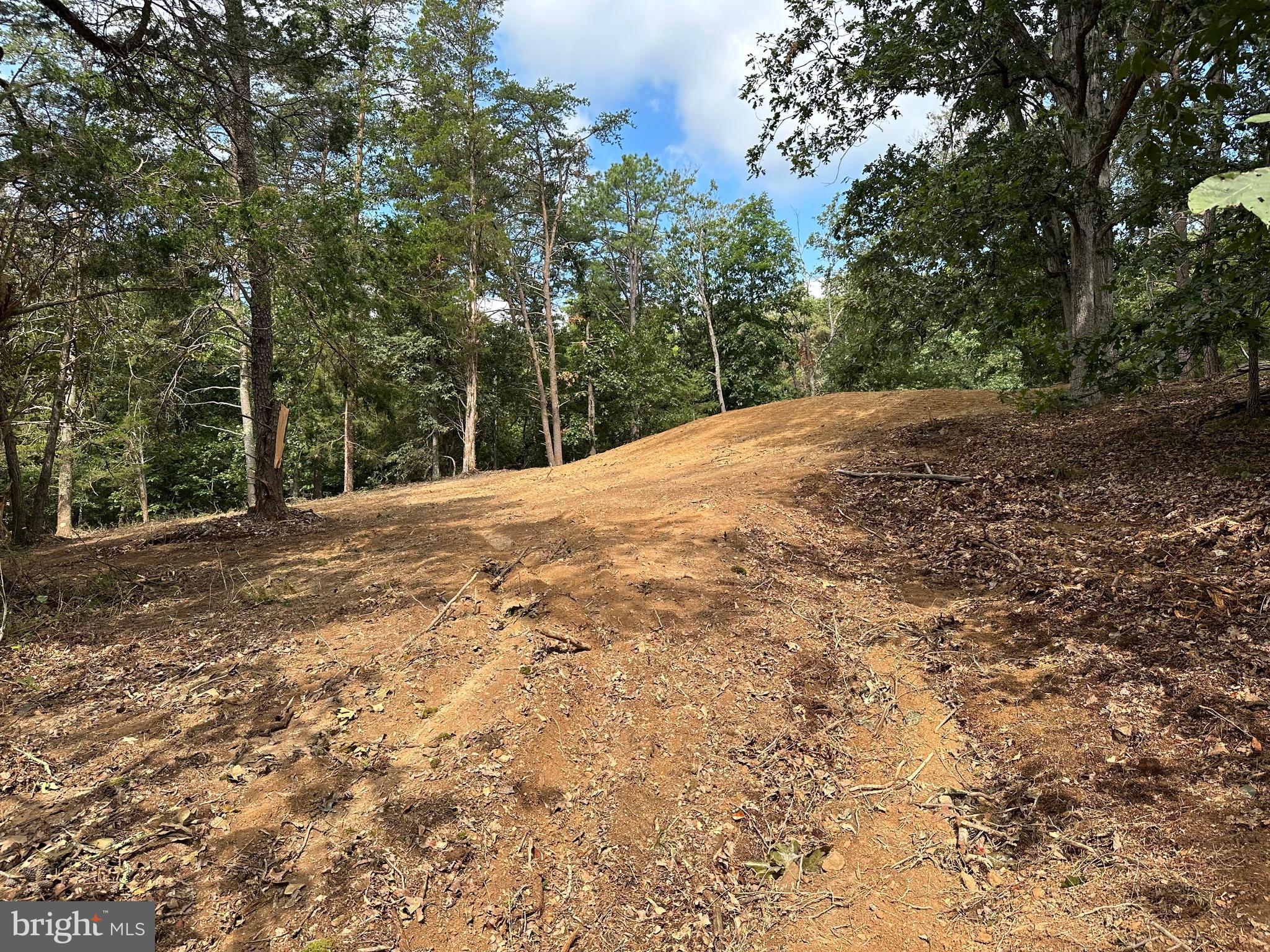 LONG ACRE ESTATES - Land