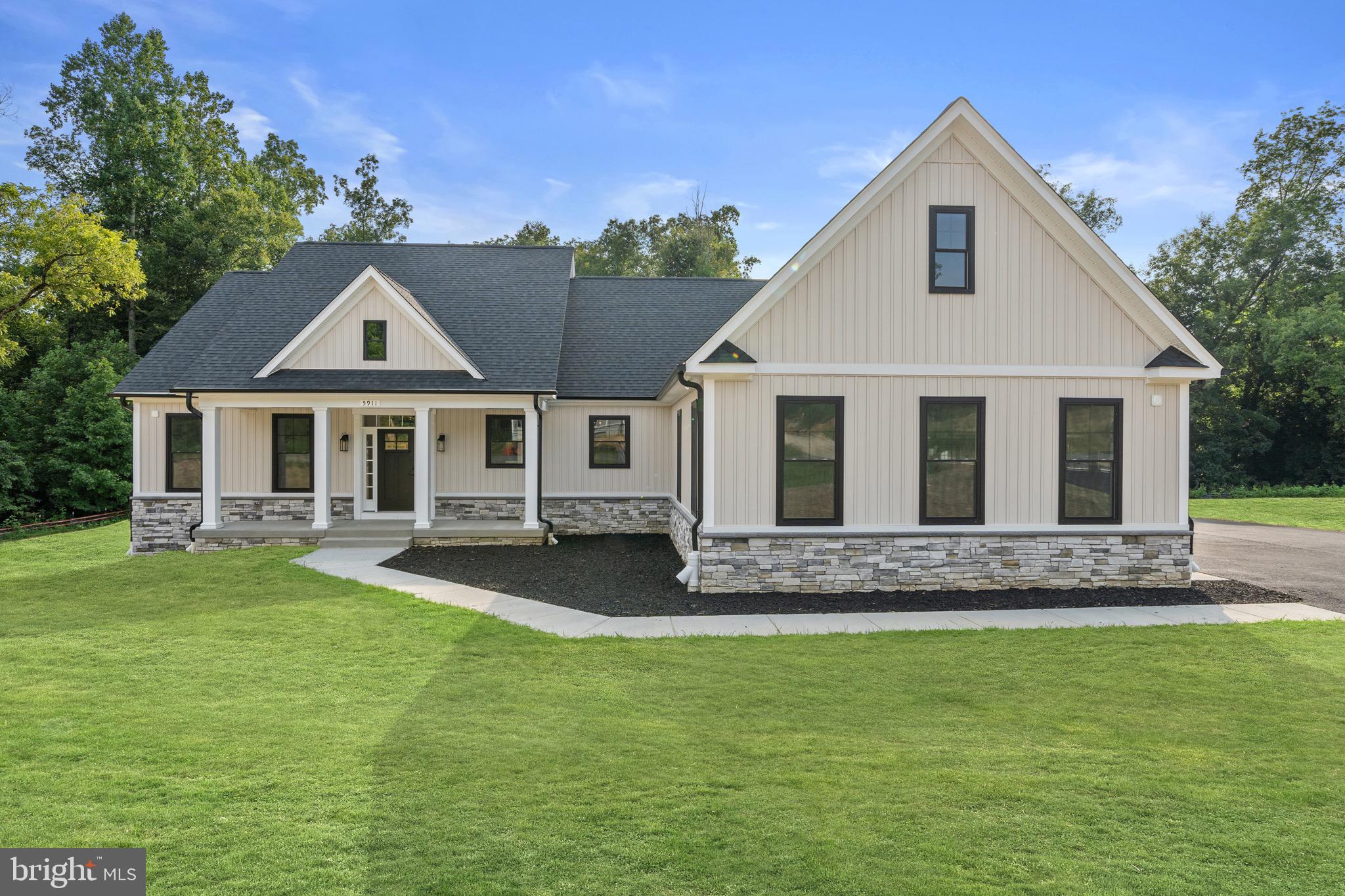 5891 HARDWICK COURT