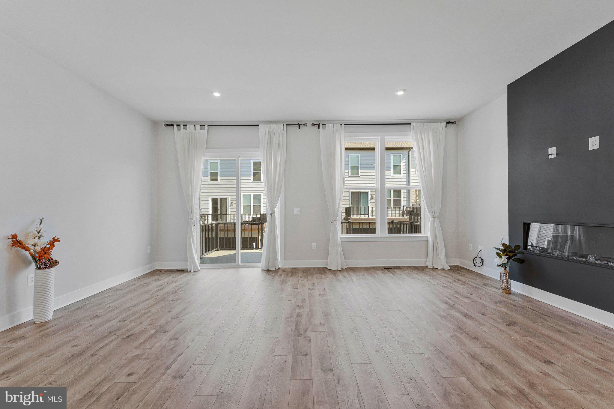 LIBERTY PARK - Residential