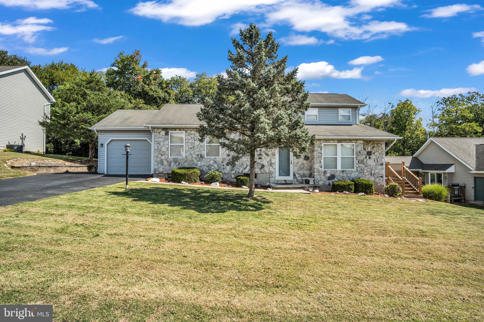 45 S BEN HOGAN DRIVE