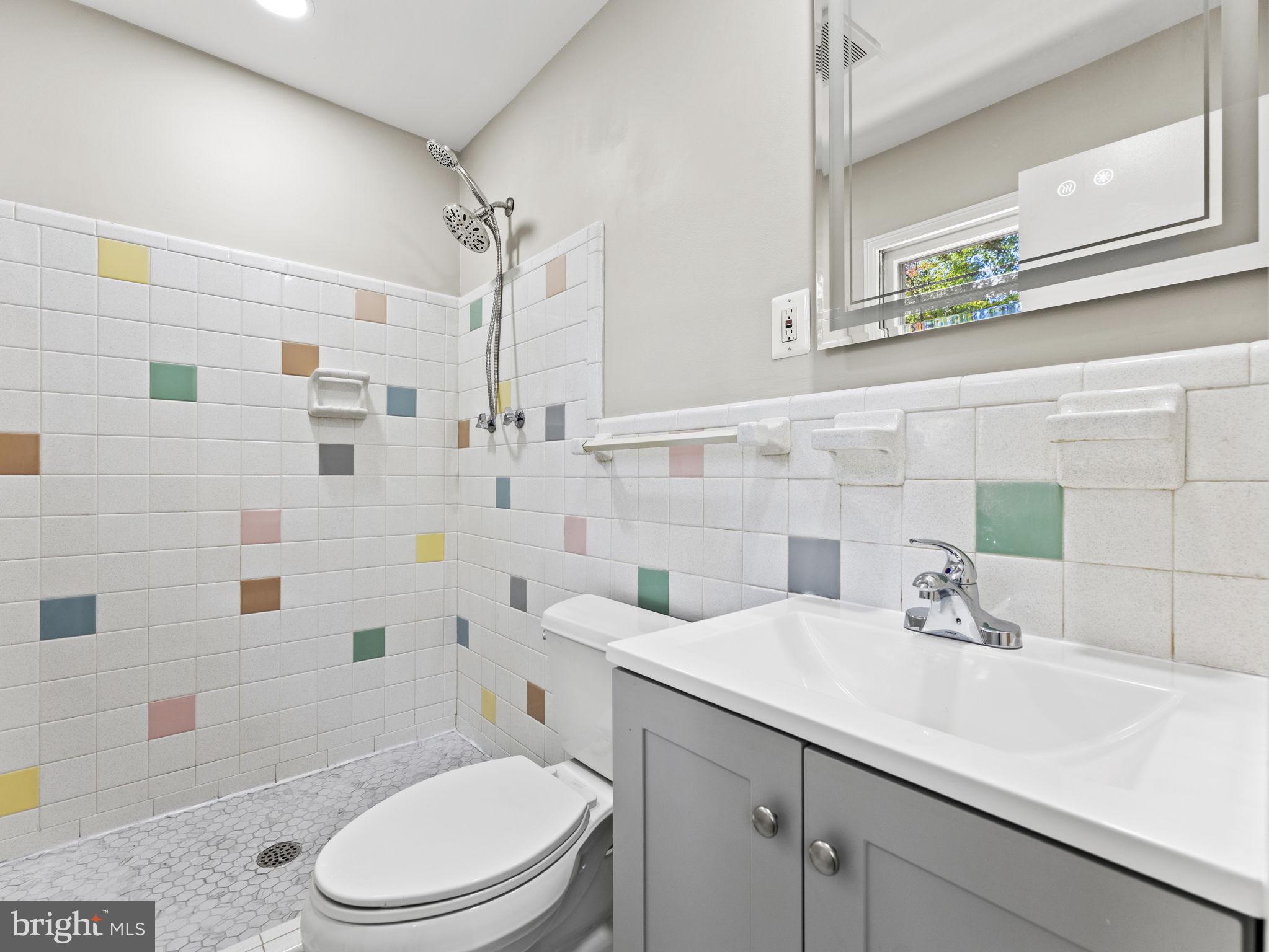 MADISON MANOR - Residential Lease