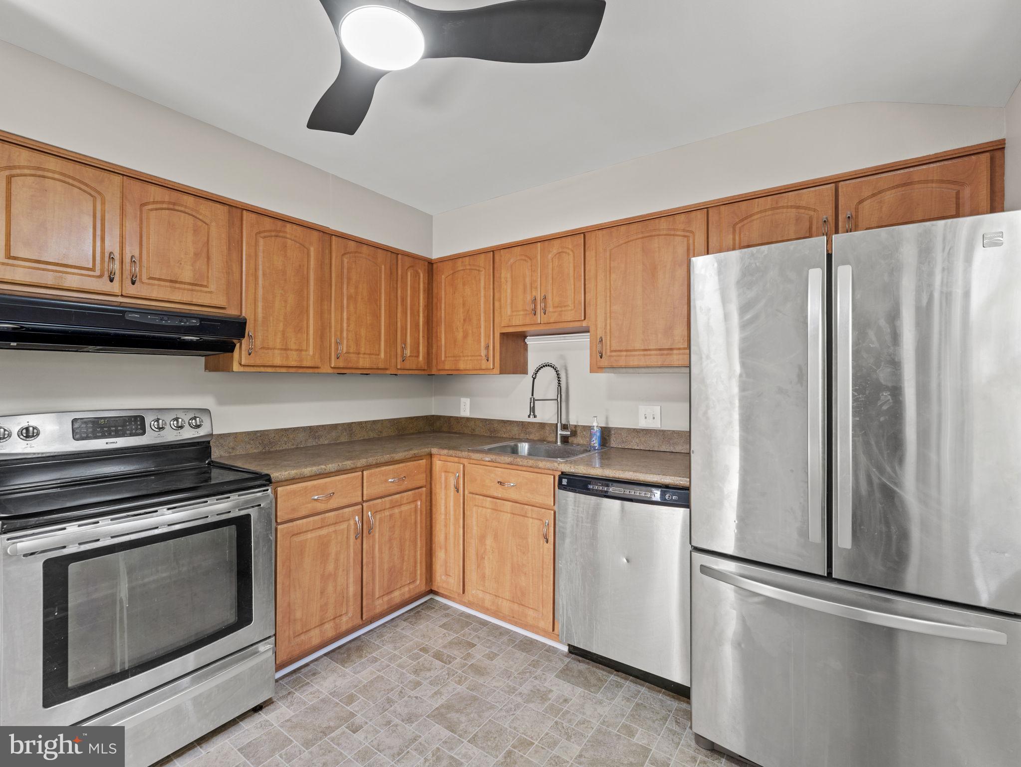 MADISON MANOR - Residential Lease