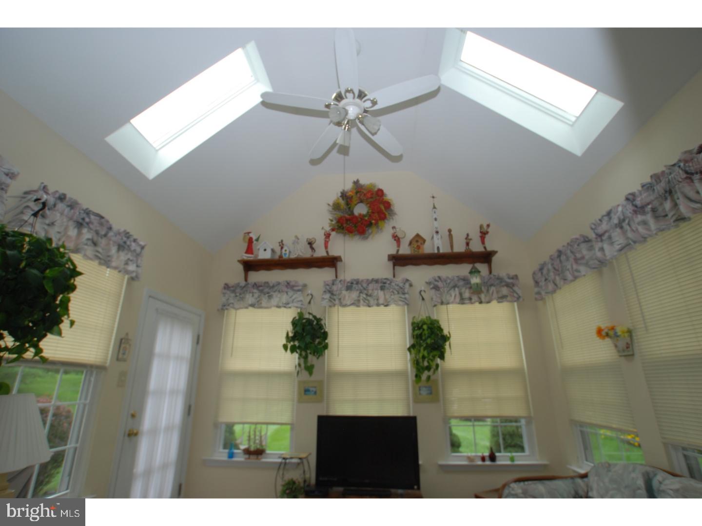 YORKTOWN - Residential