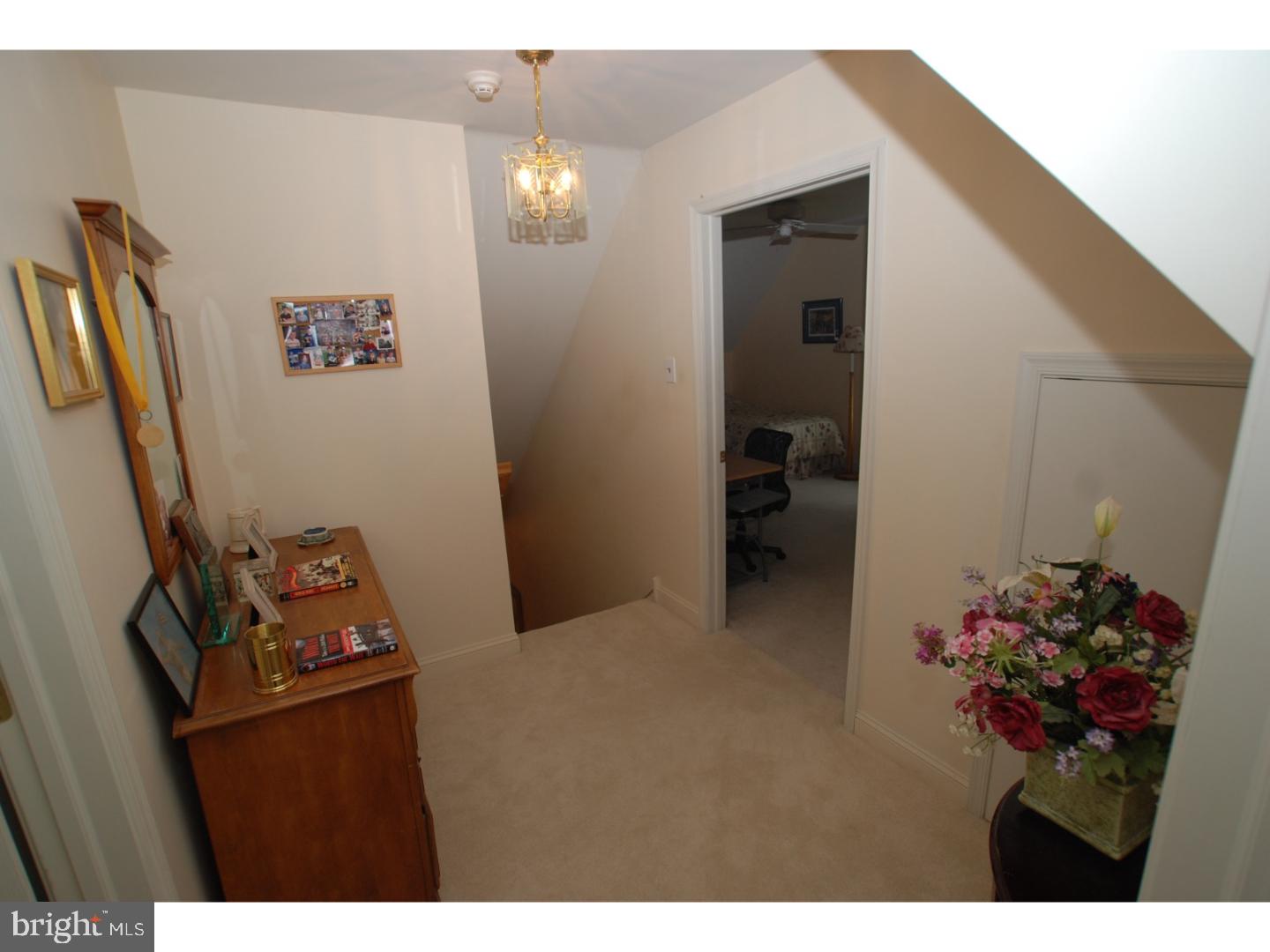 YORKTOWN - Residential