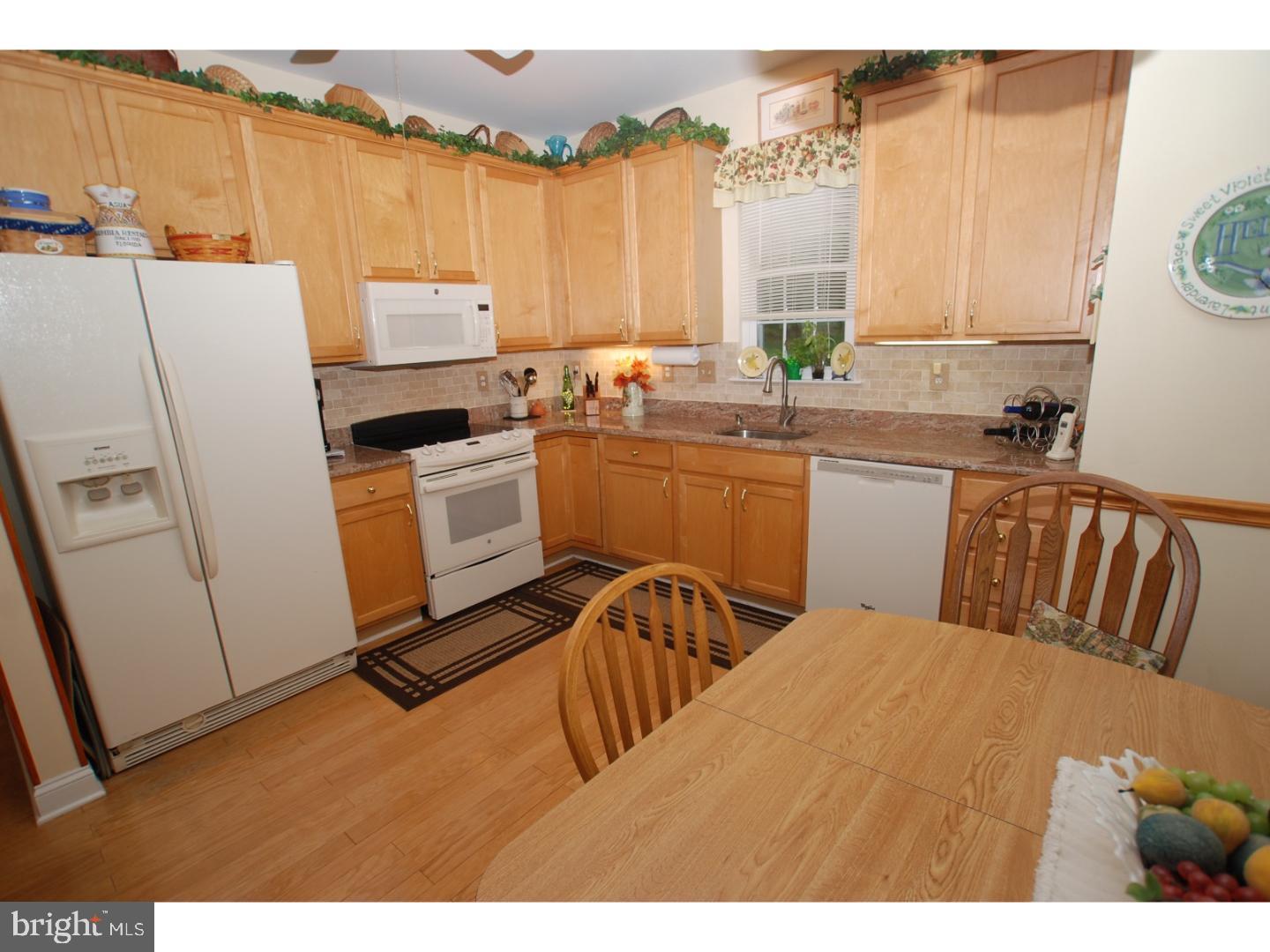 YORKTOWN - Residential