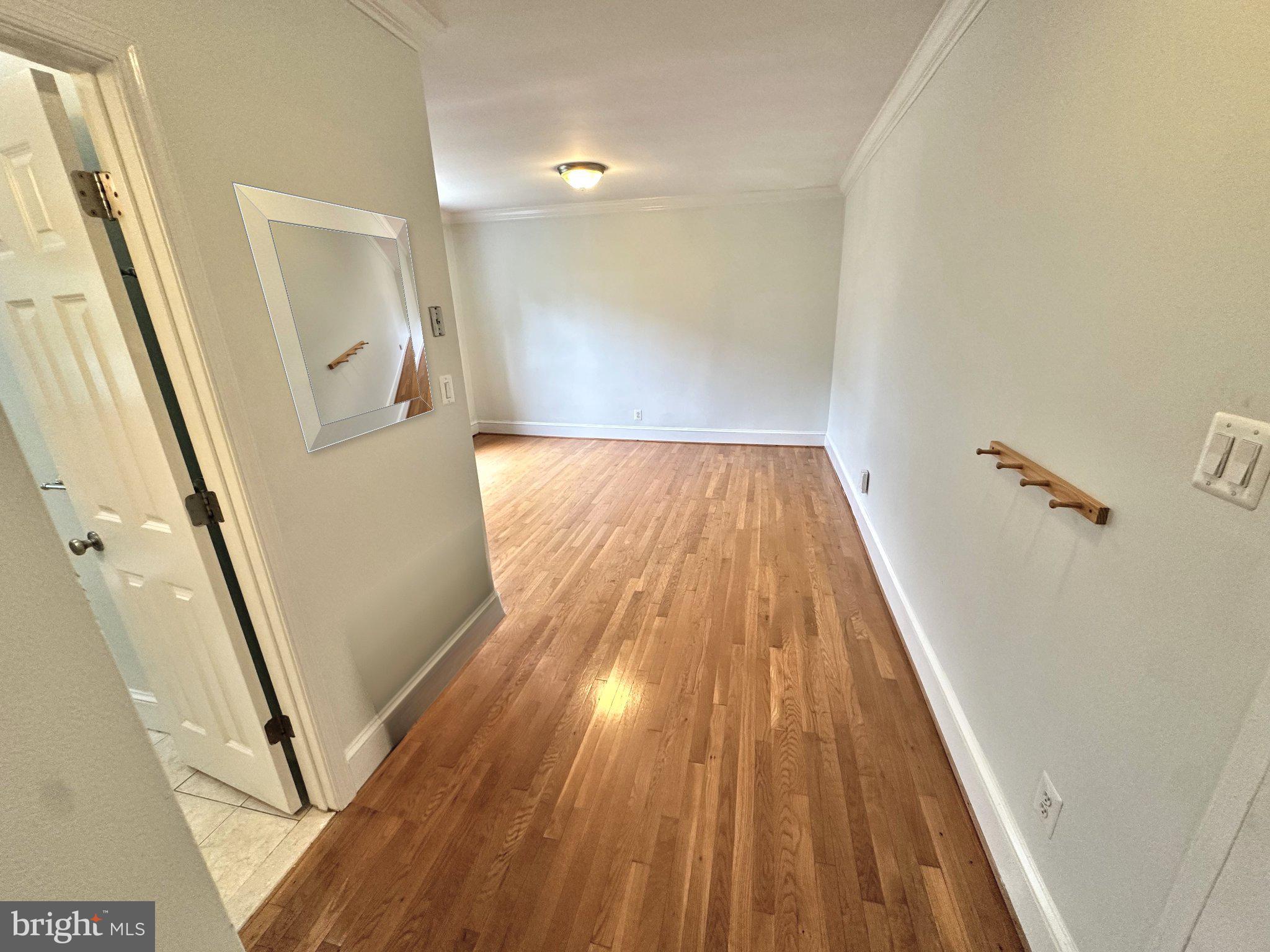 3520 3520 W PL NW NW 202