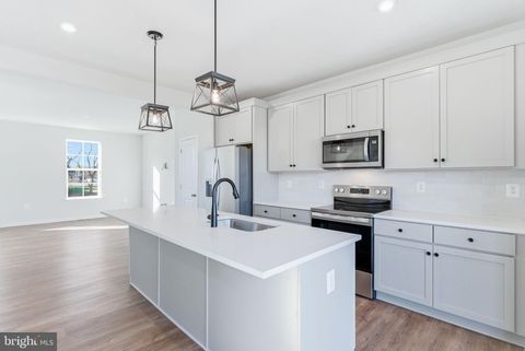 Condo For Sale - 218 Monteith Drive<br/> WINCHESTER, VA 22601