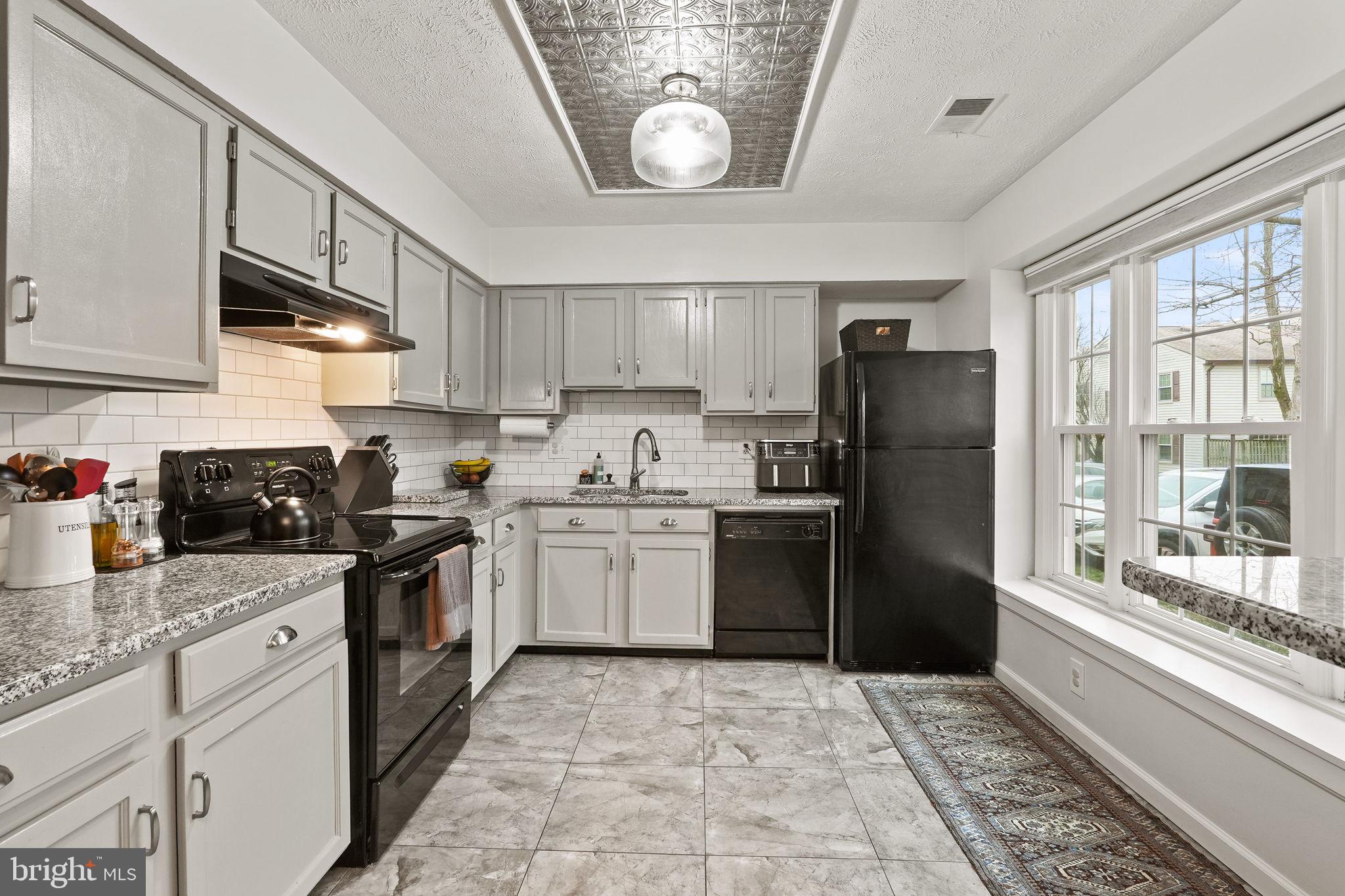 JEFFERSON GREEN - Residential