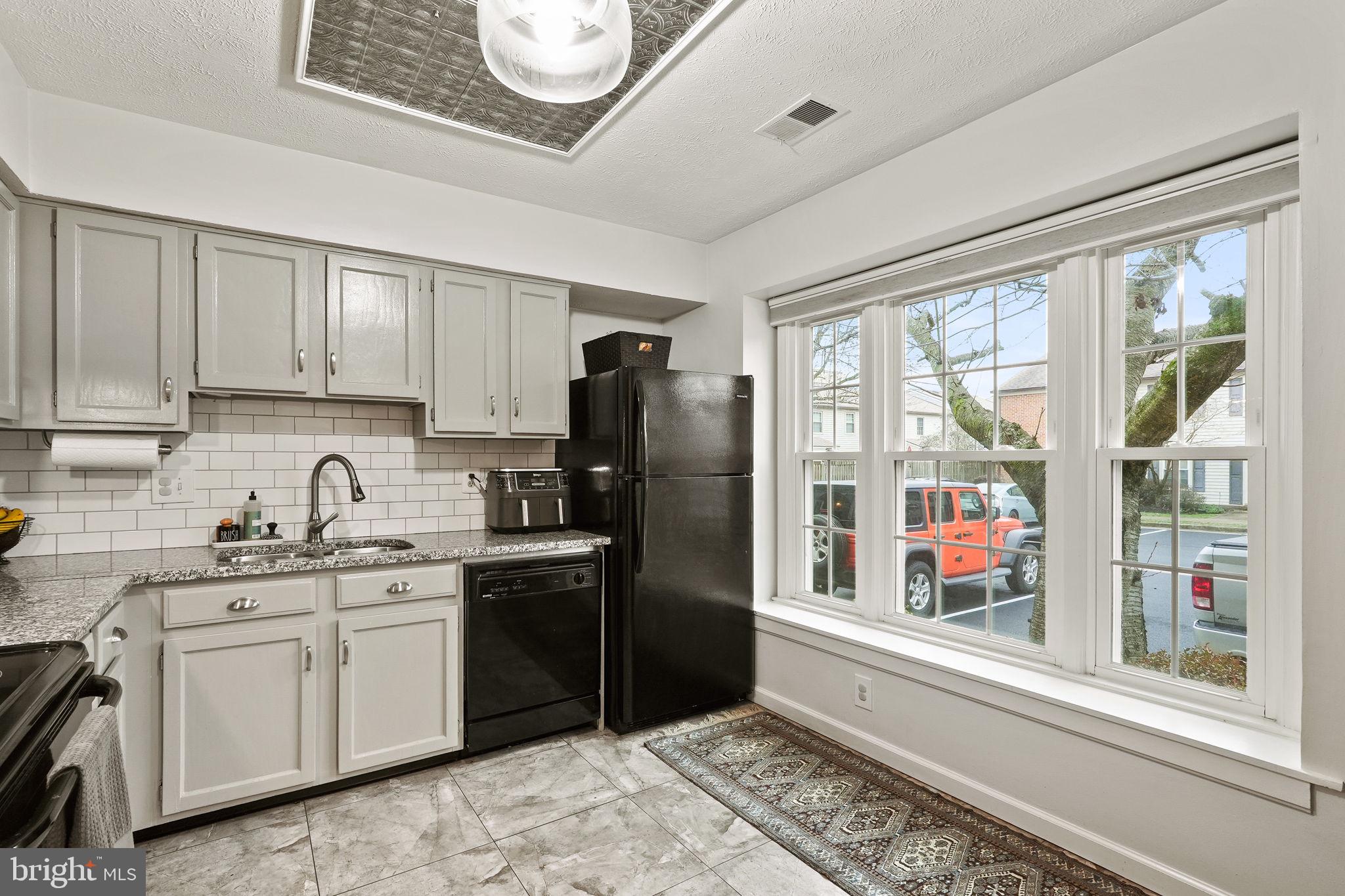 JEFFERSON GREEN - Residential