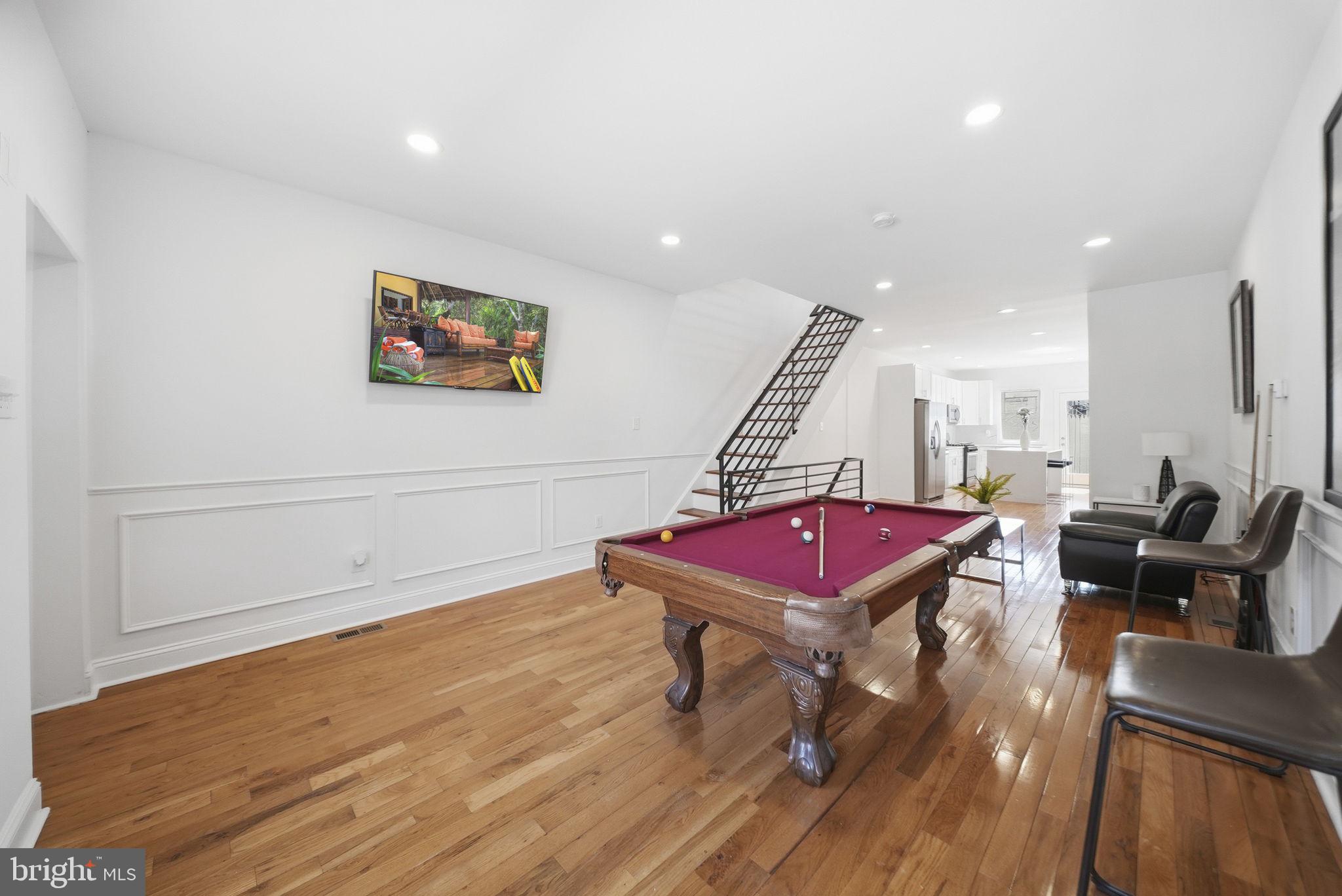 POINT BREEZE - Residential