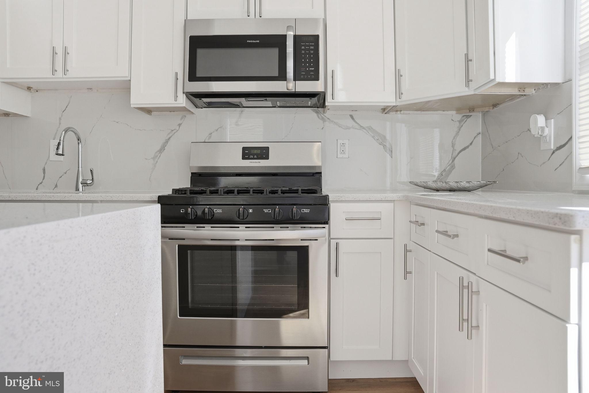 POINT BREEZE - Residential