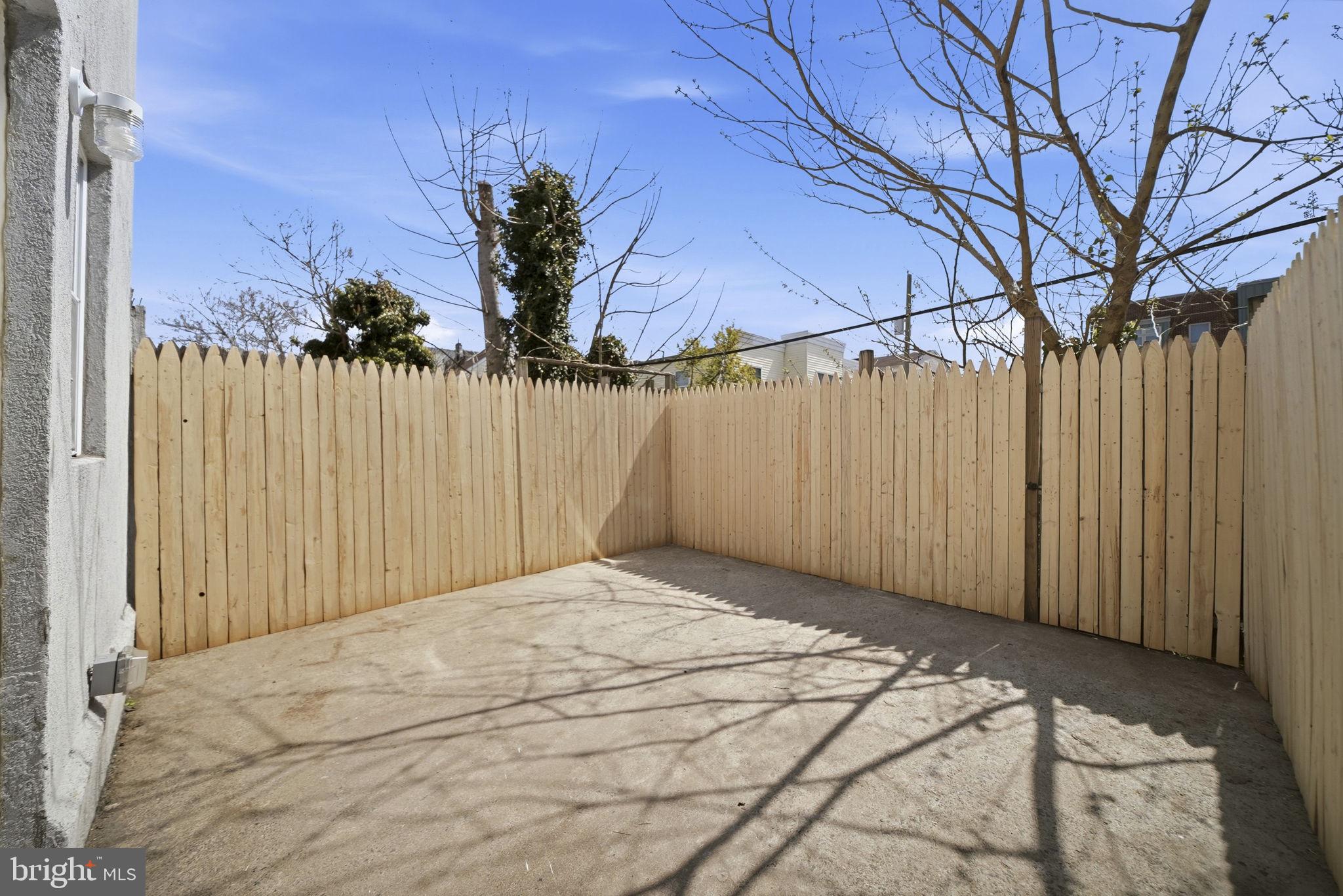 POINT BREEZE - Residential