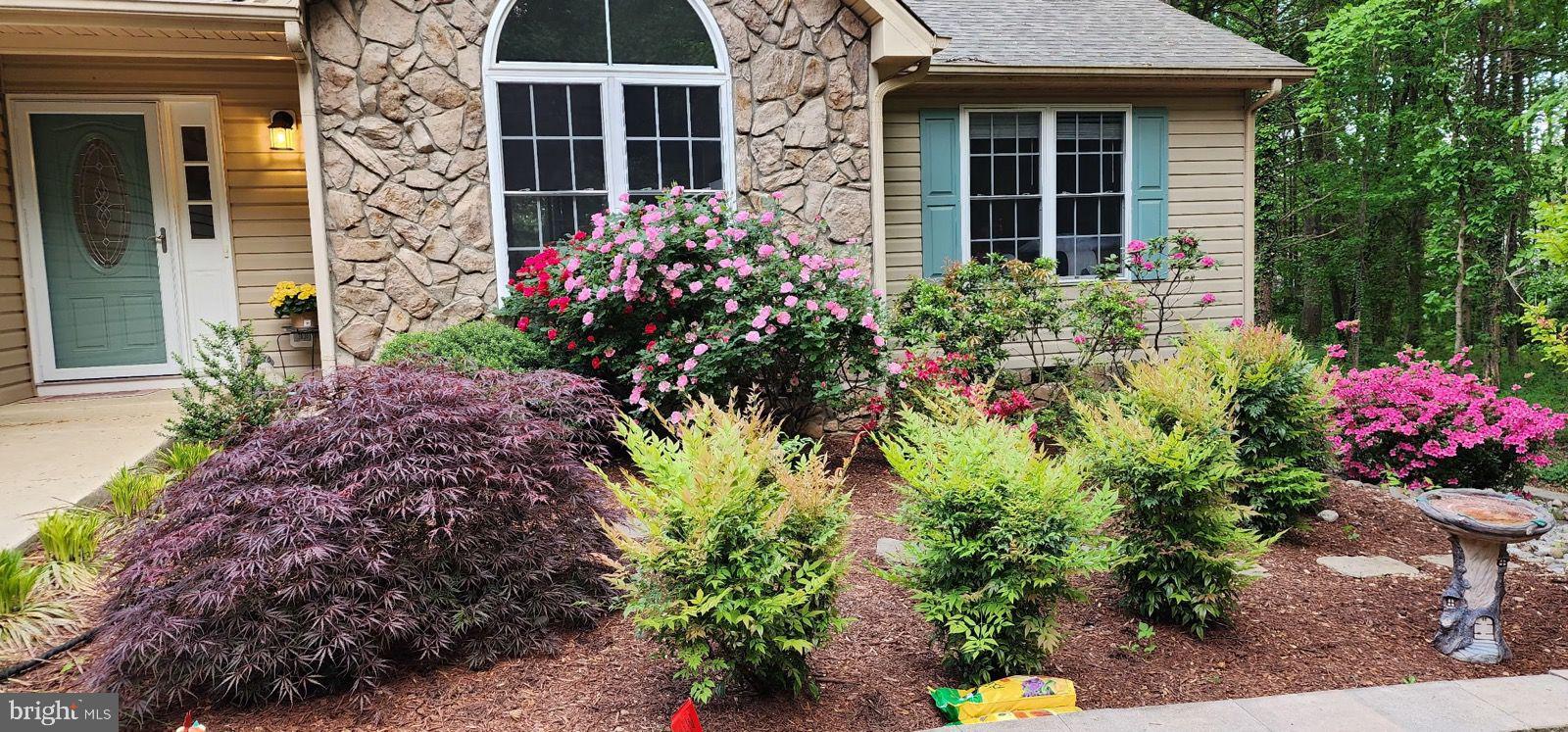 323 STRATFORD CIRCLE