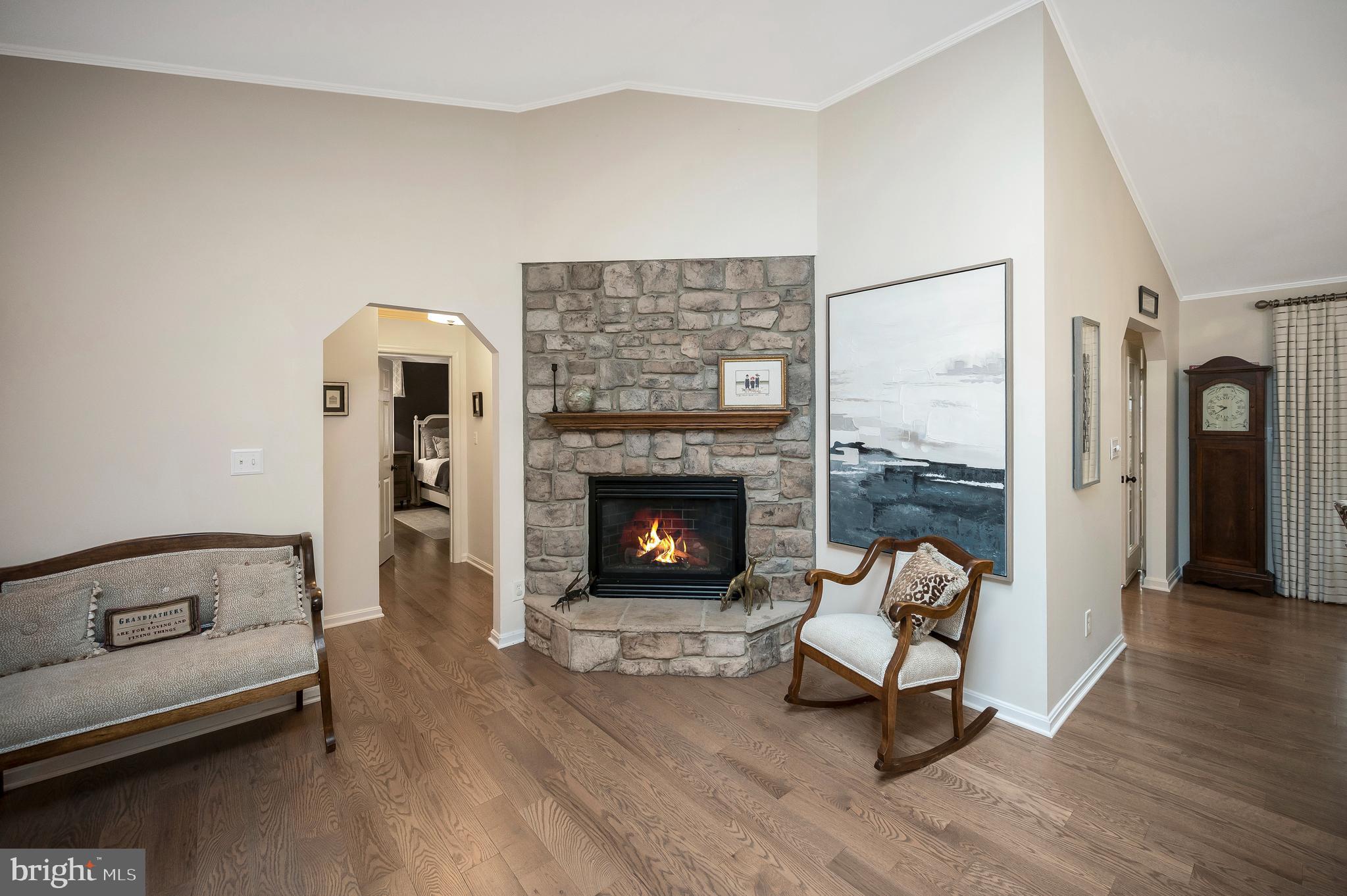 323 STRATFORD CIRCLE