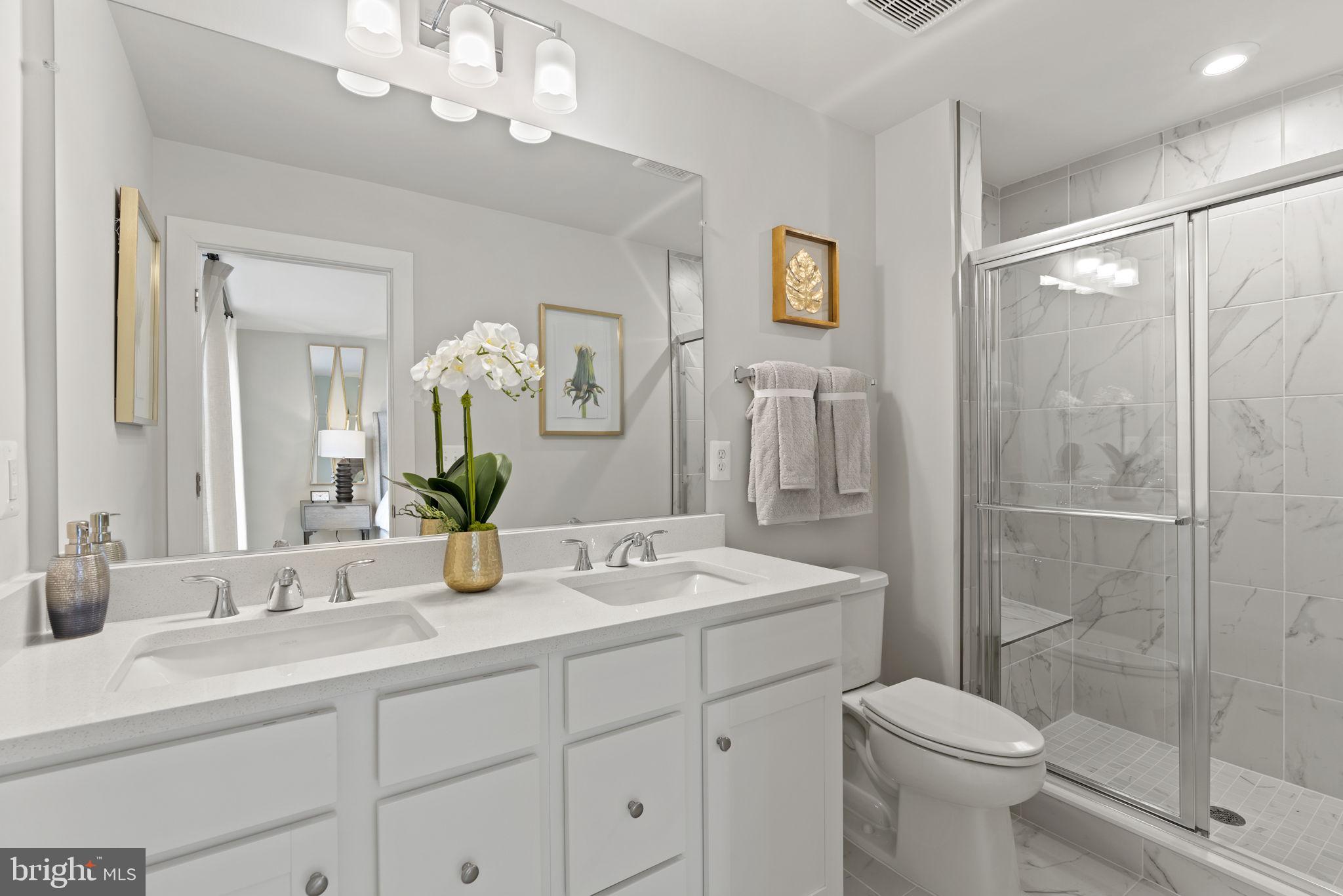 BRADLEY SQUARE - Residential