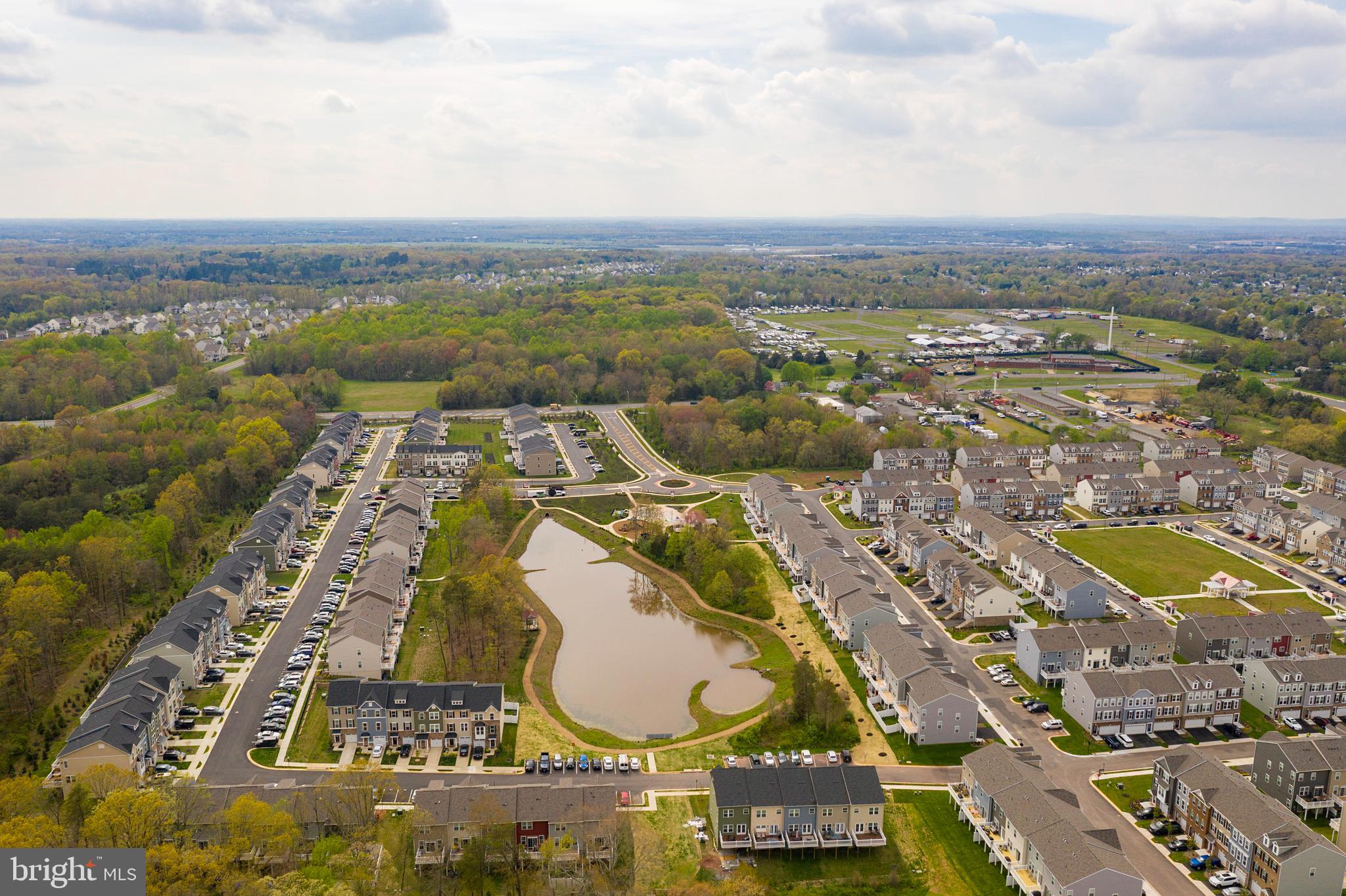 BRADLEY SQUARE - Residential