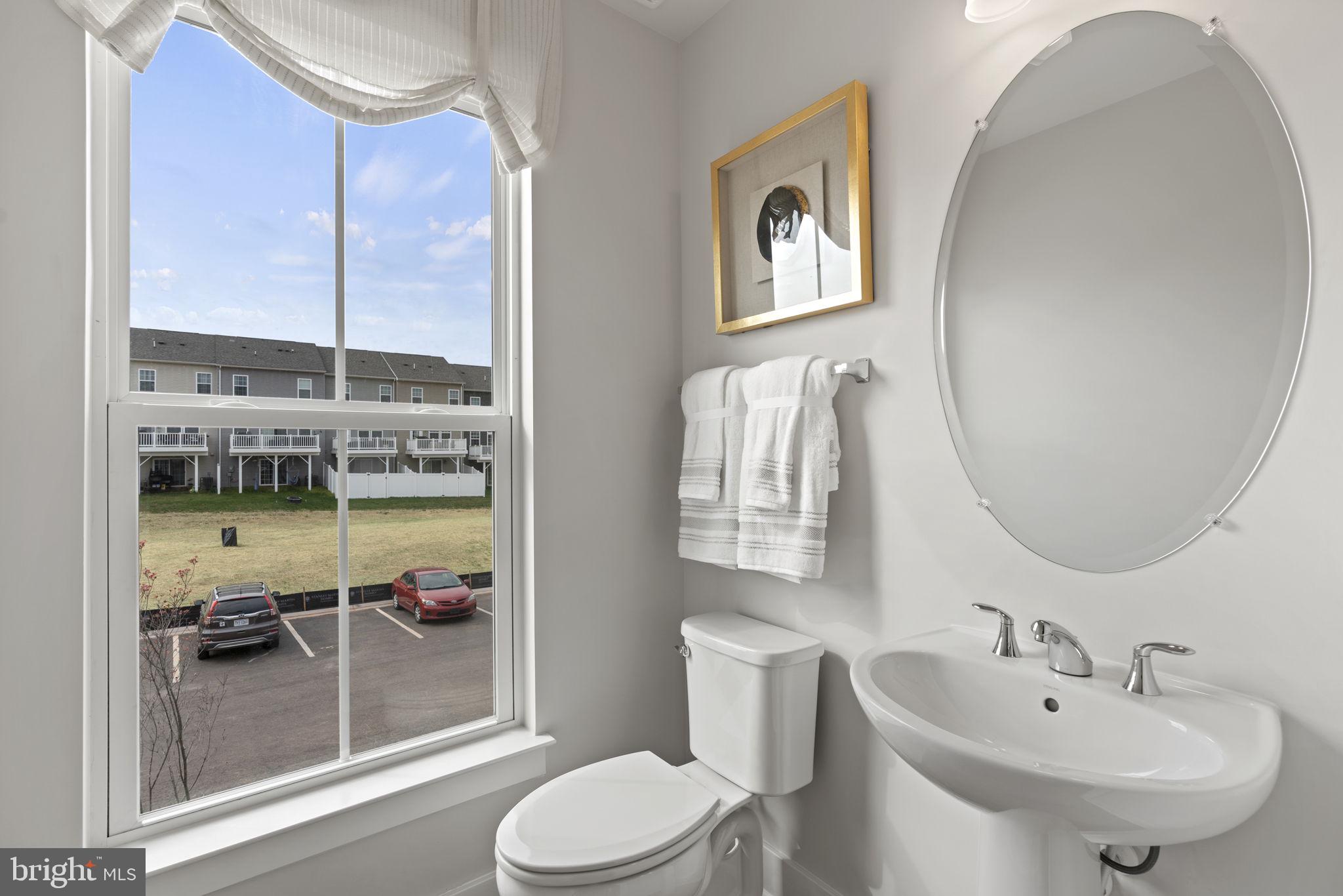 BRADLEY SQUARE - Residential