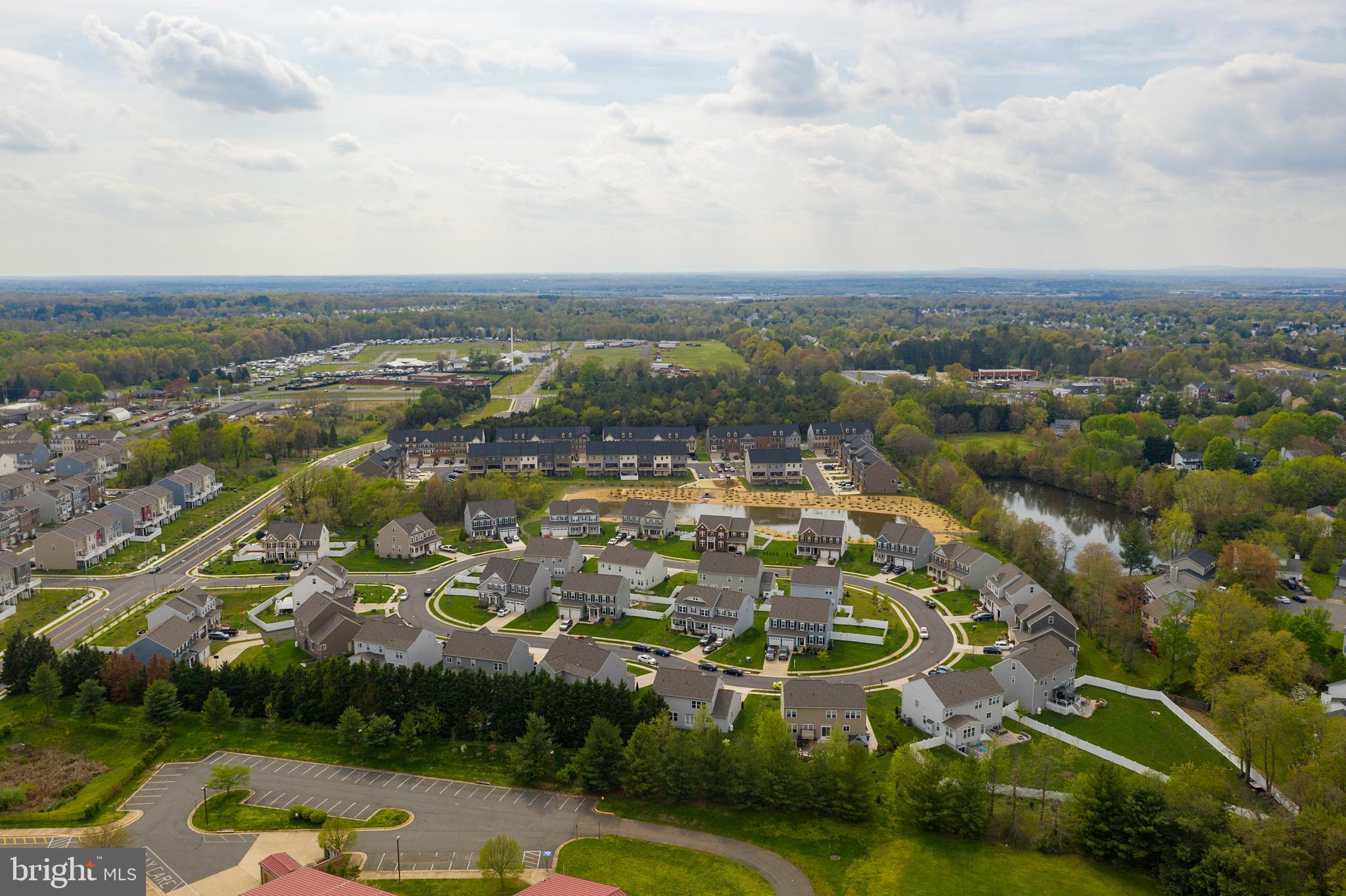 BRADLEY SQUARE - Residential