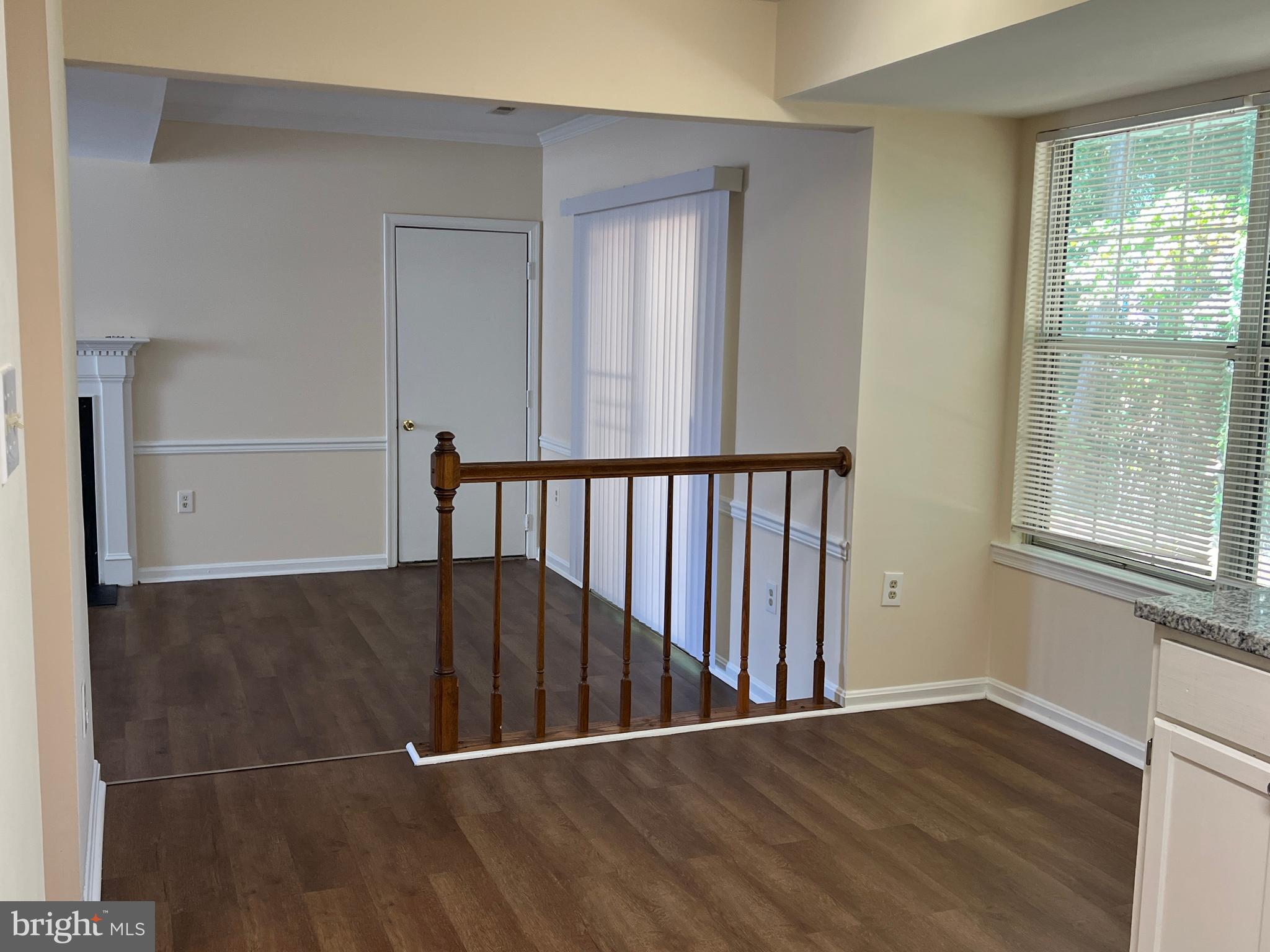 HAMPSHIRE - Residential Lease