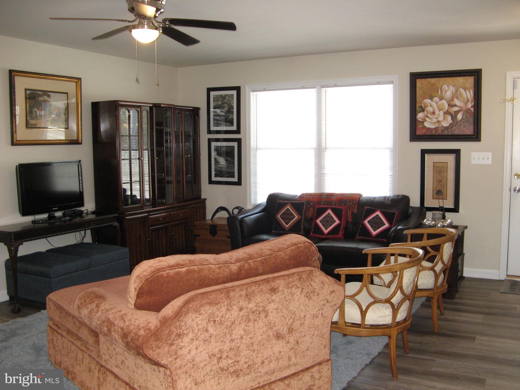 BERKLEY BEACH - Residential