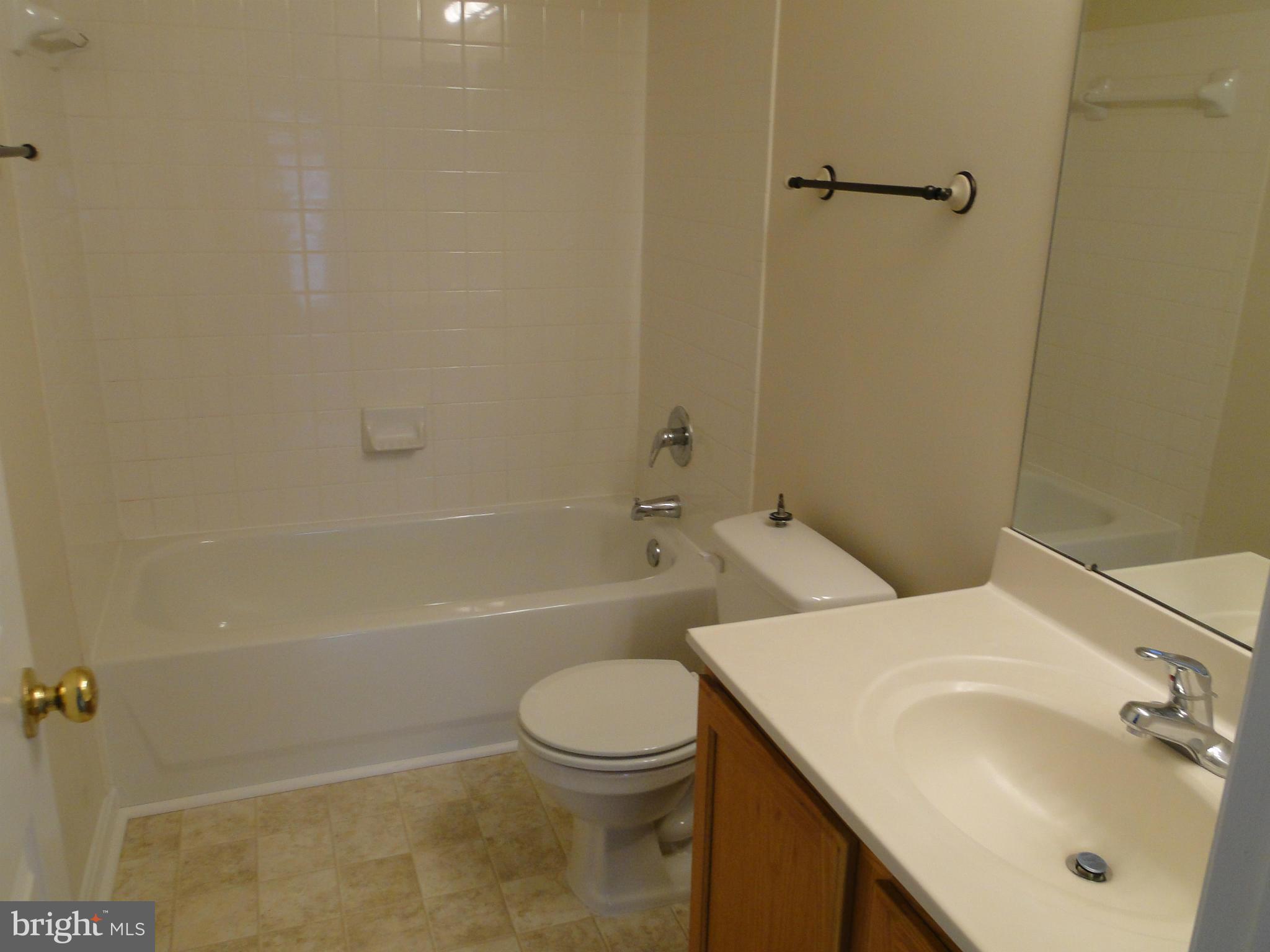 HEATHER GLEN MANOR - Residential Lease