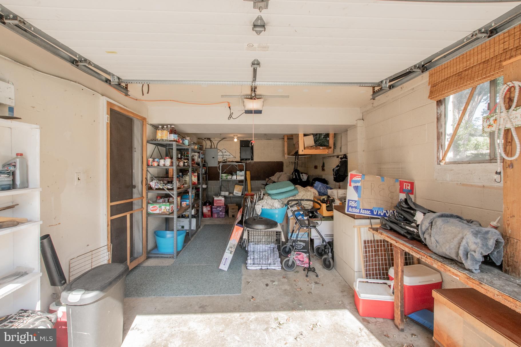 LAKEVIEW - Residential