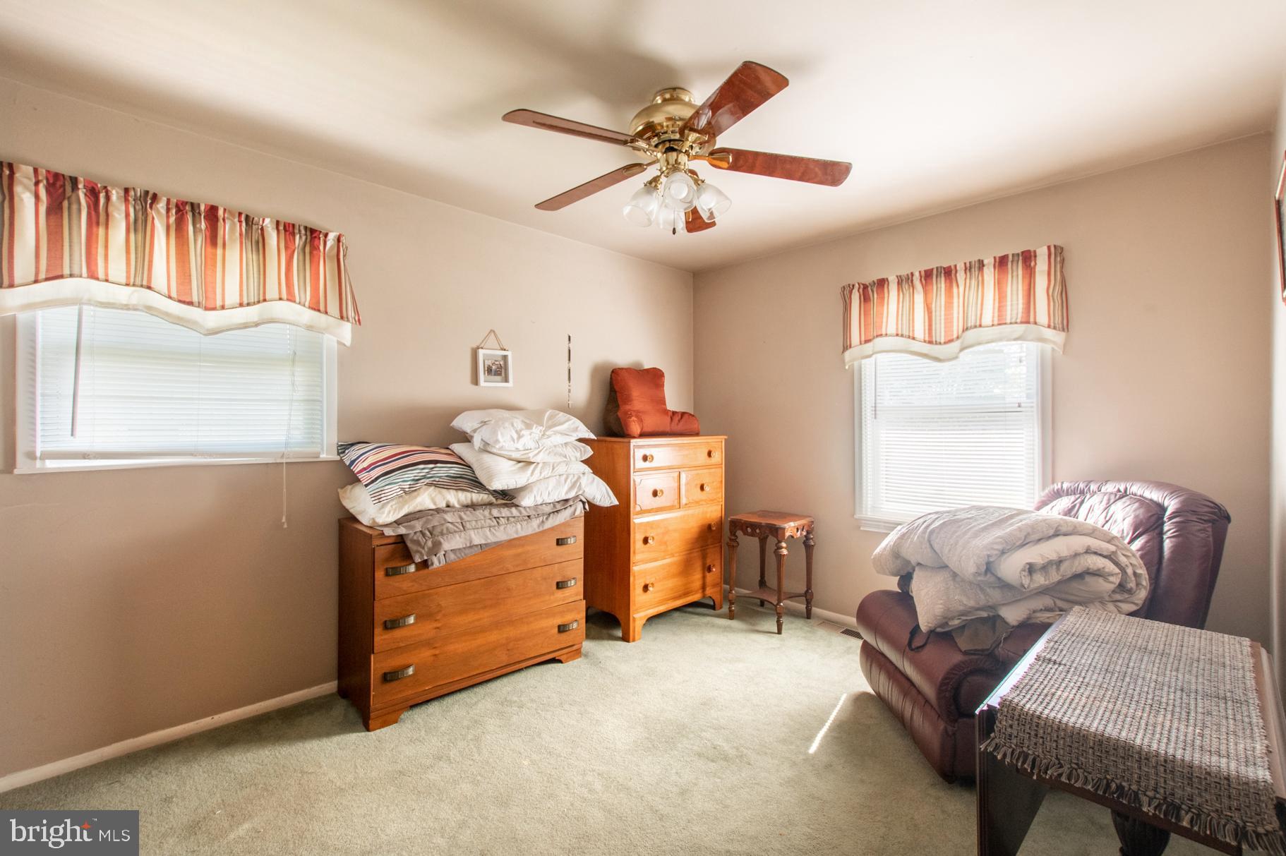 LAKEVIEW - Residential