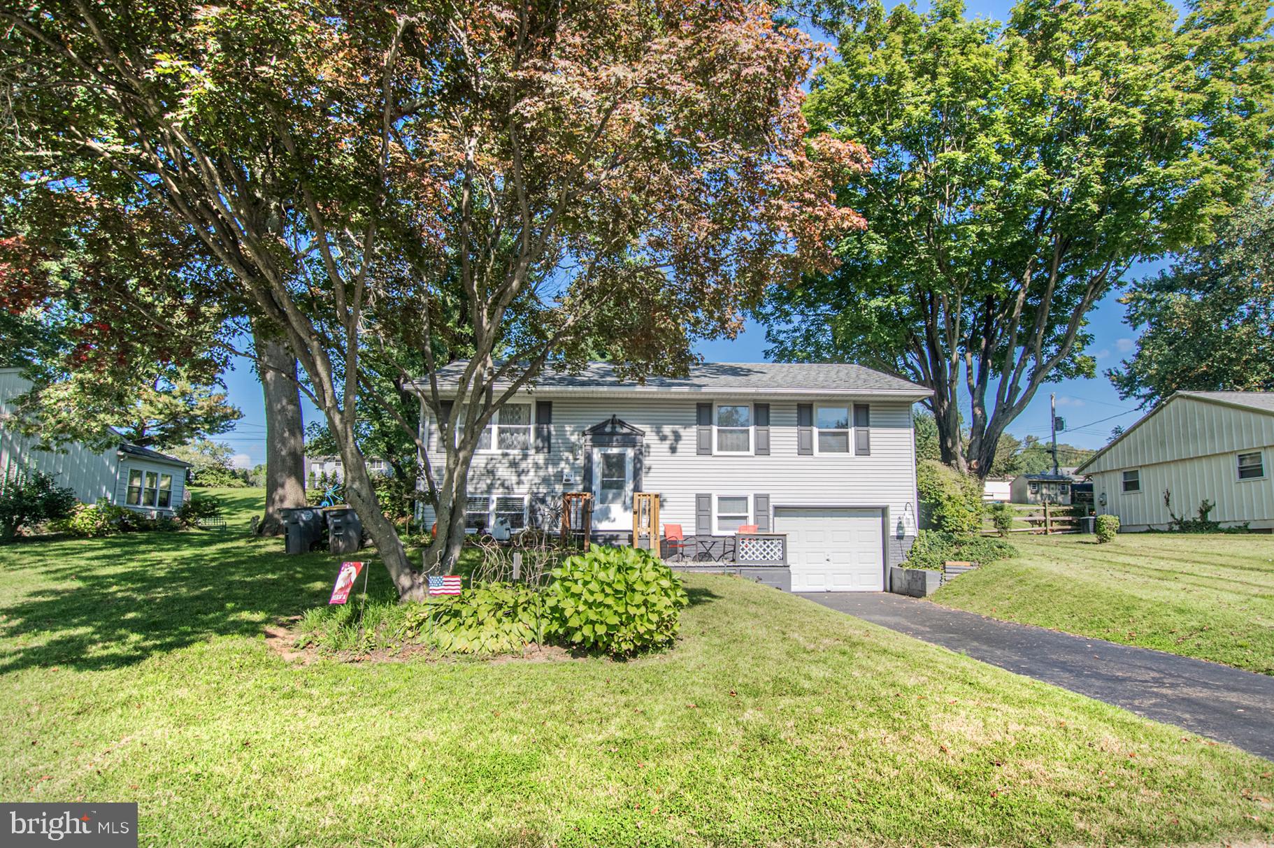 LAKEVIEW - Residential