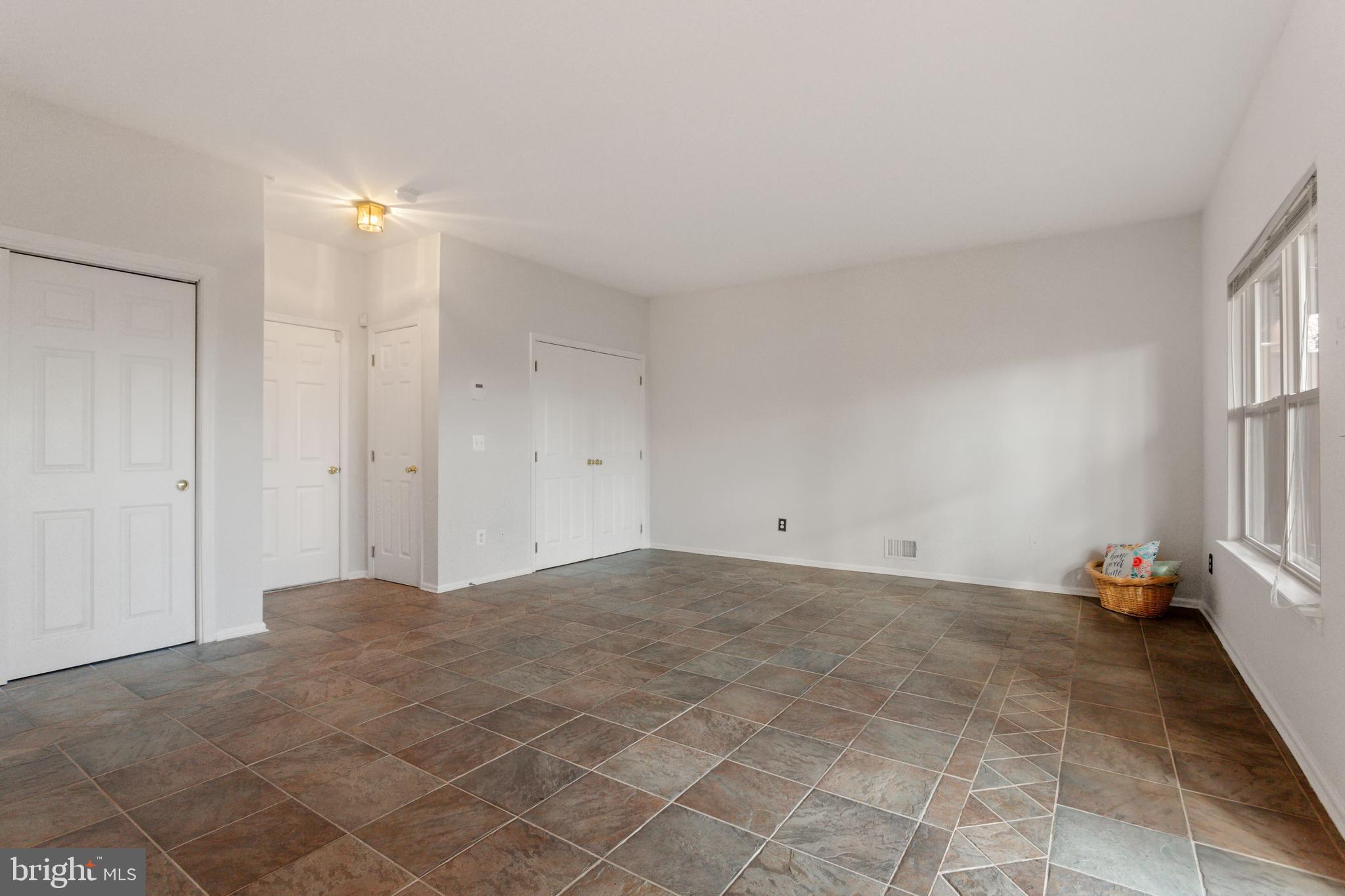 KINGSTOWNE - Residential