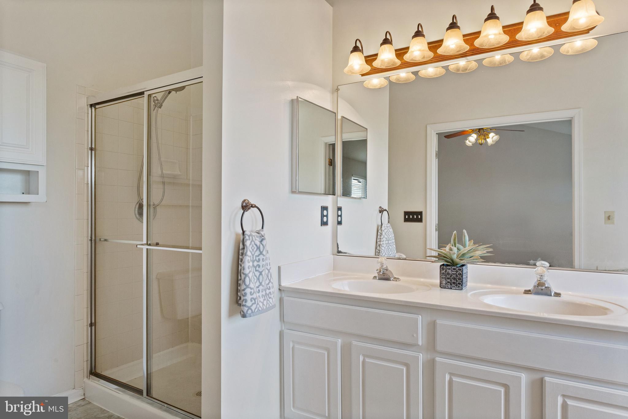 KINGSTOWNE - Residential