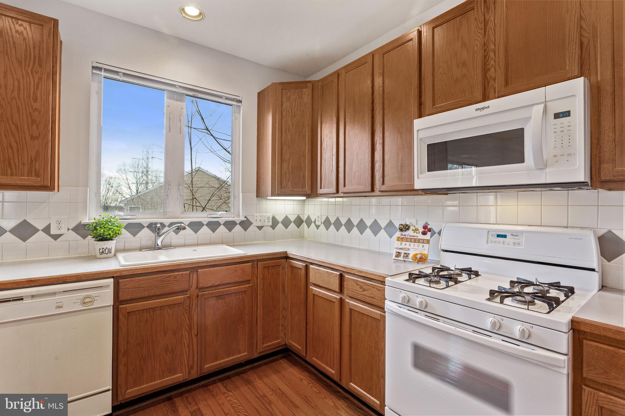 KINGSTOWNE - Residential