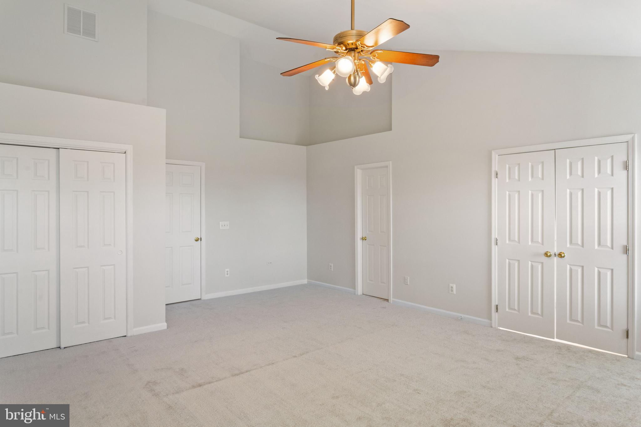 KINGSTOWNE - Residential