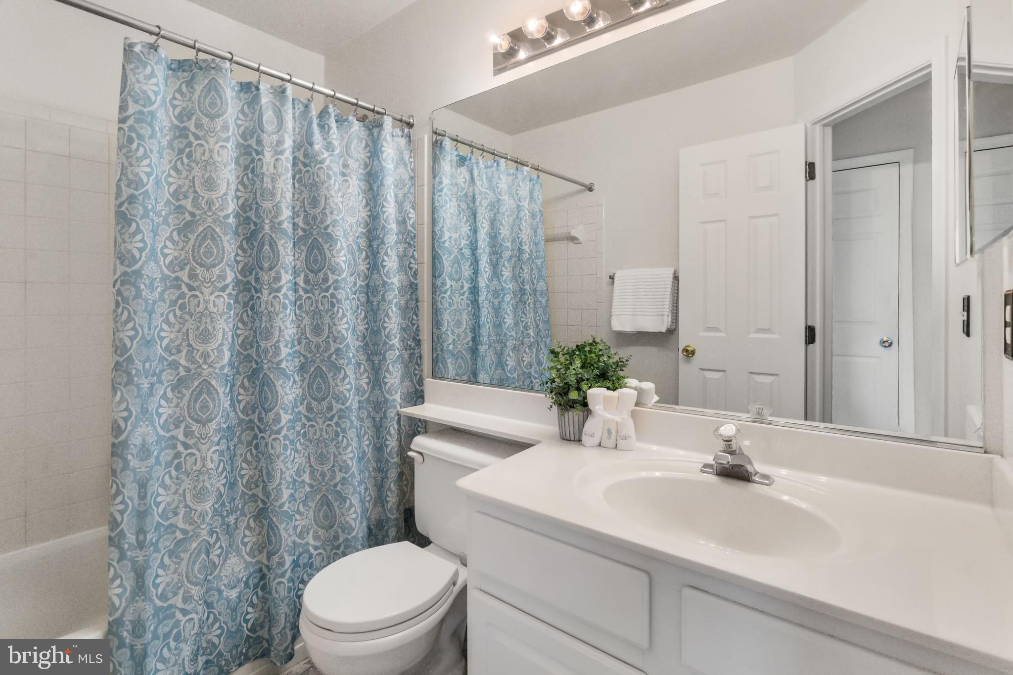 KINGSTOWNE - Residential