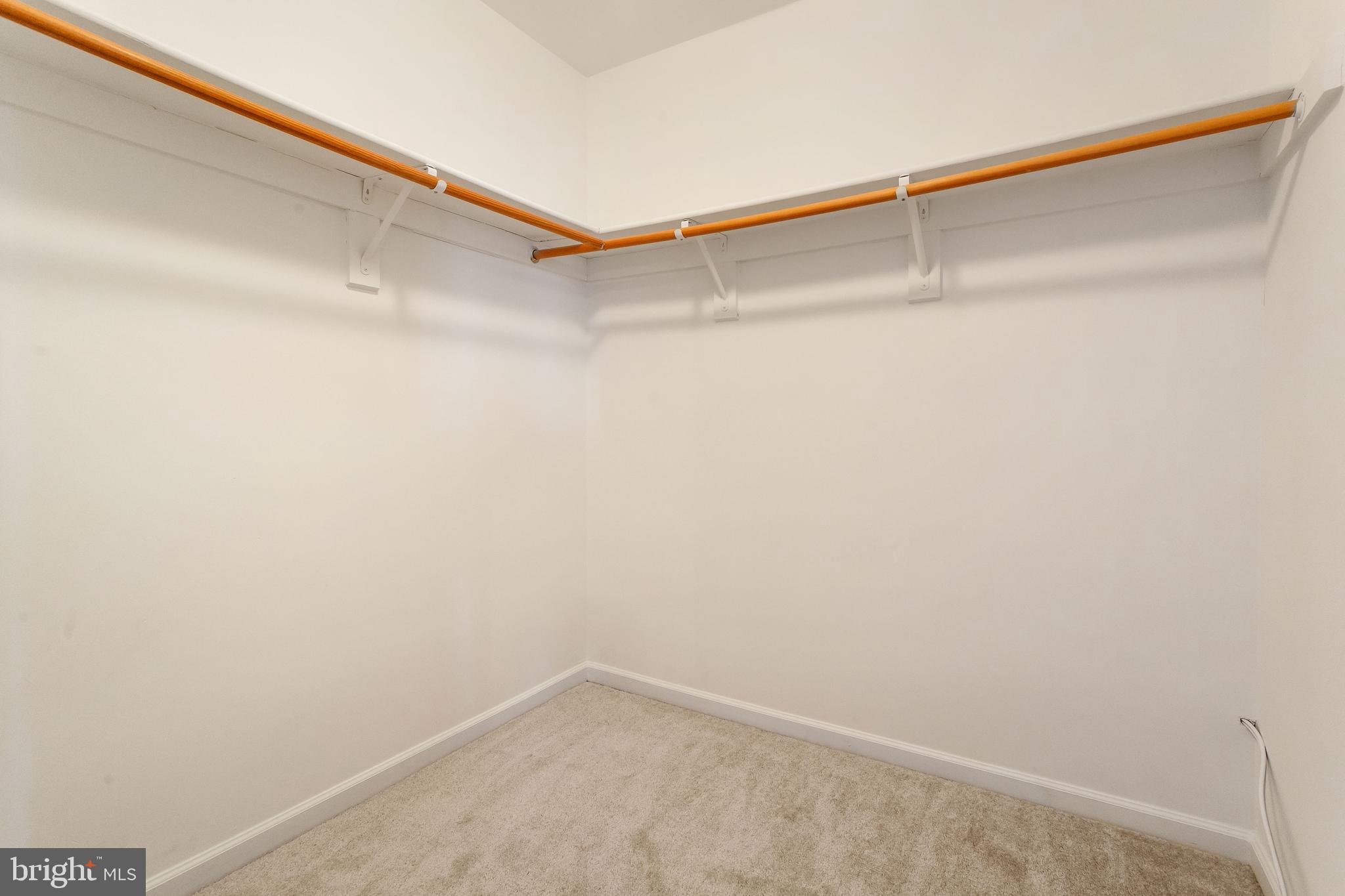 KINGSTOWNE - Residential