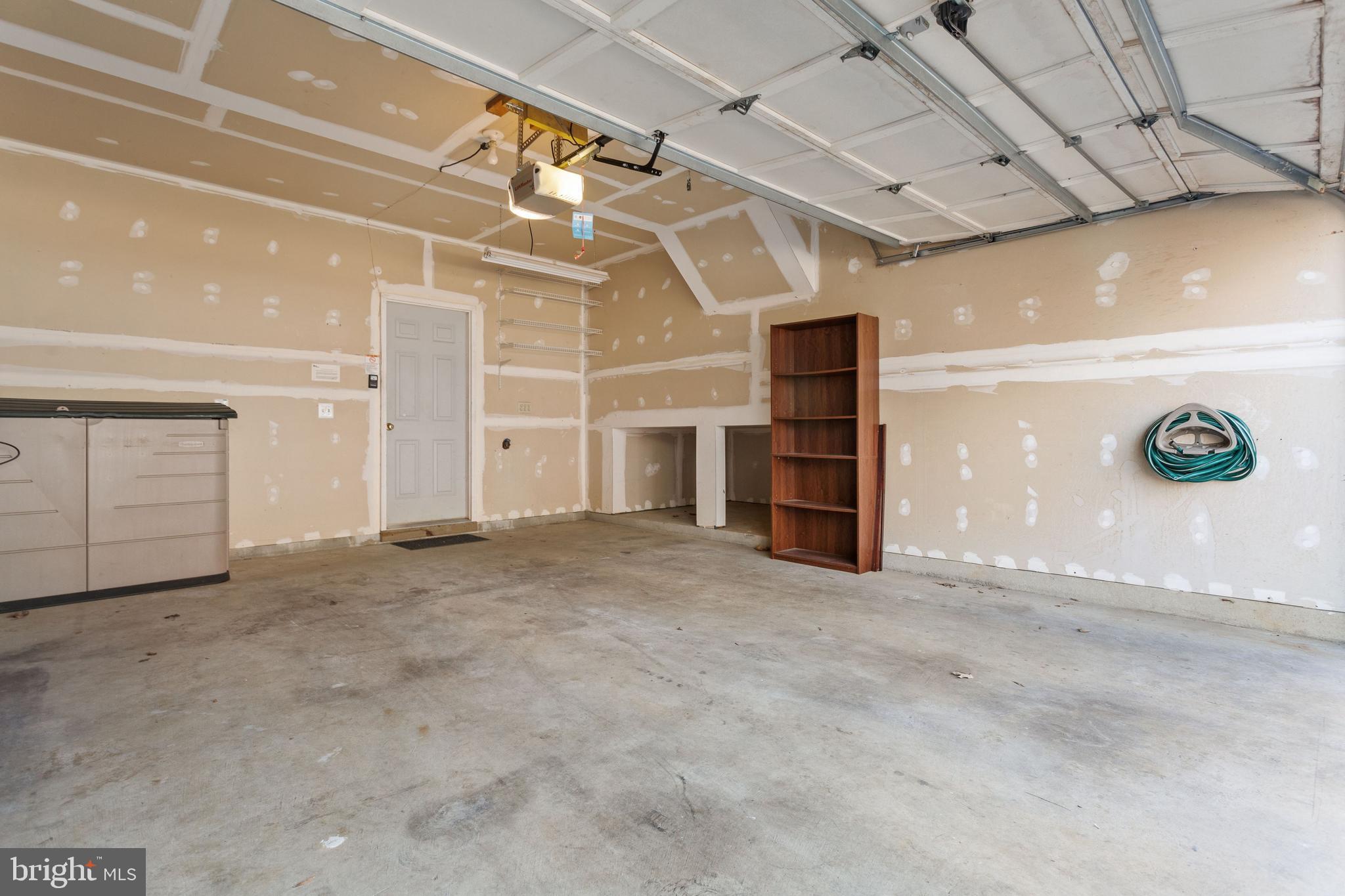 KINGSTOWNE - Residential