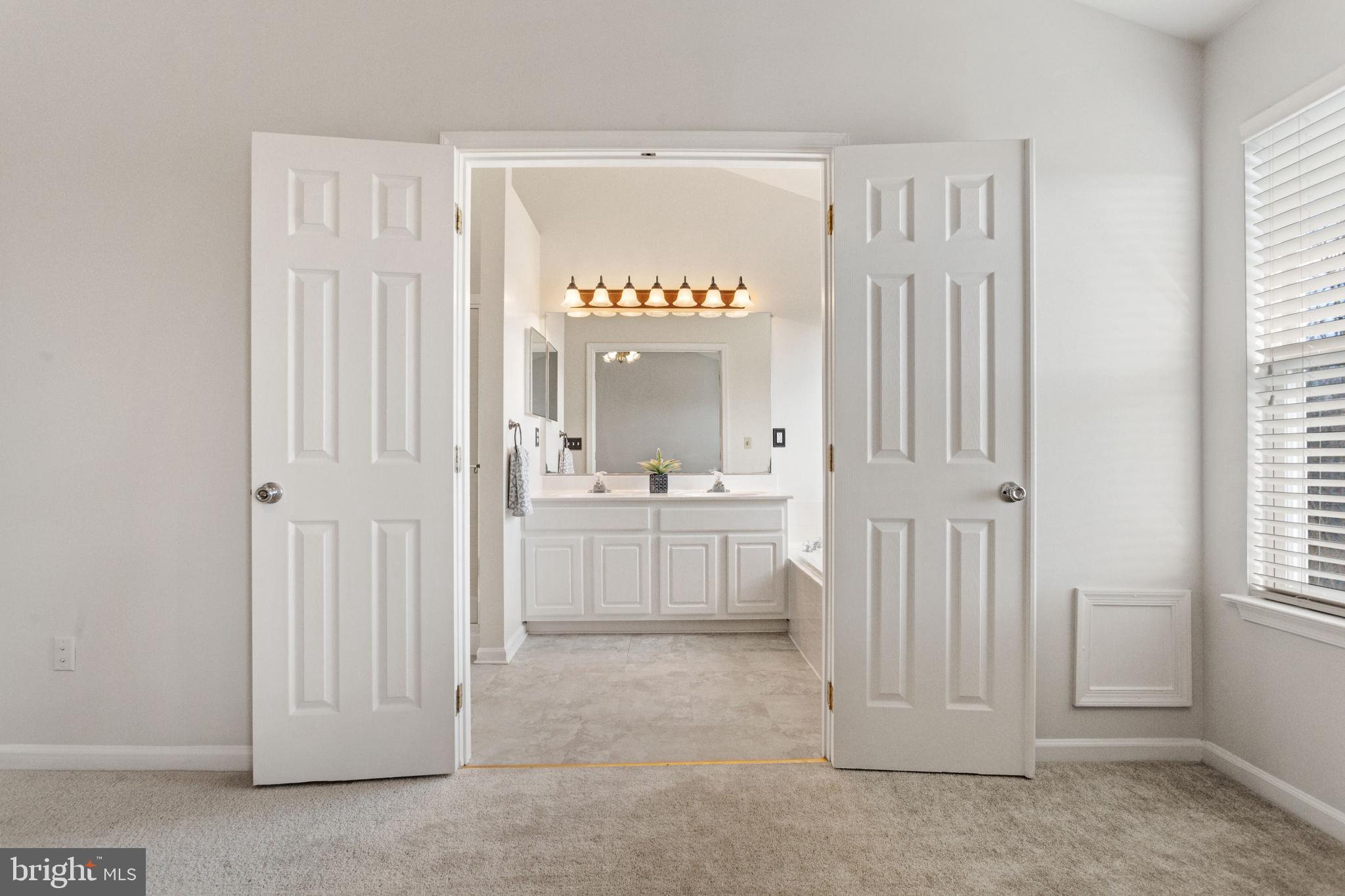 KINGSTOWNE - Residential