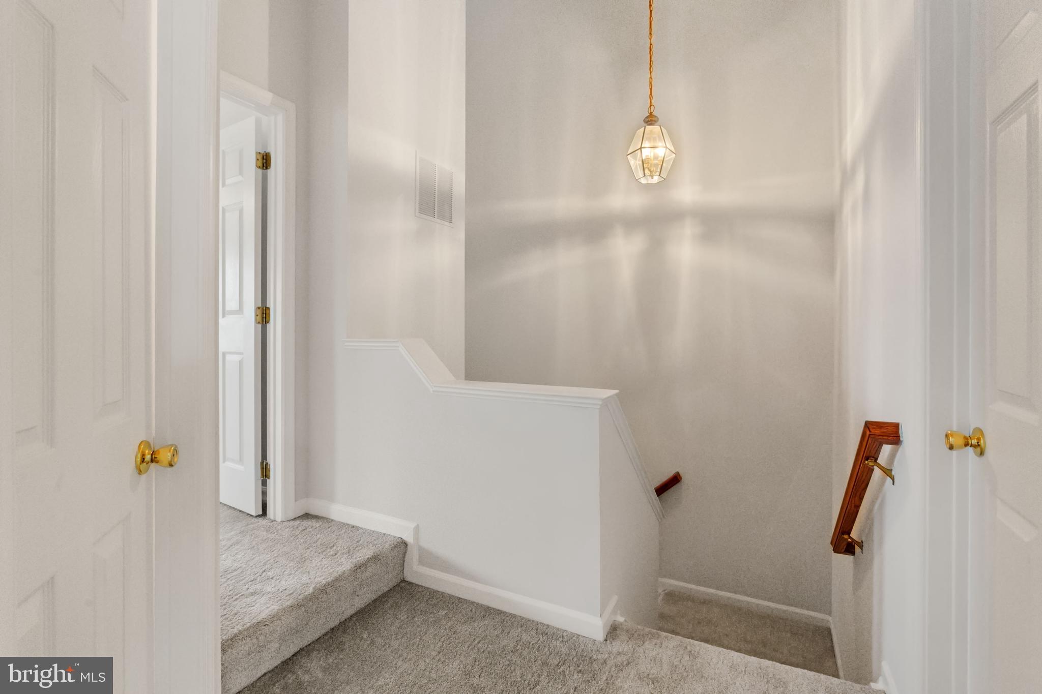 KINGSTOWNE - Residential